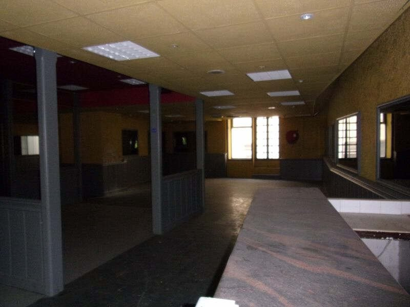 Vente Local commercial TARASCON surface habitable de 500 m²