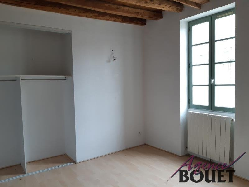 Location Appartement BEAUCAIRE séjour de 23.22 m²