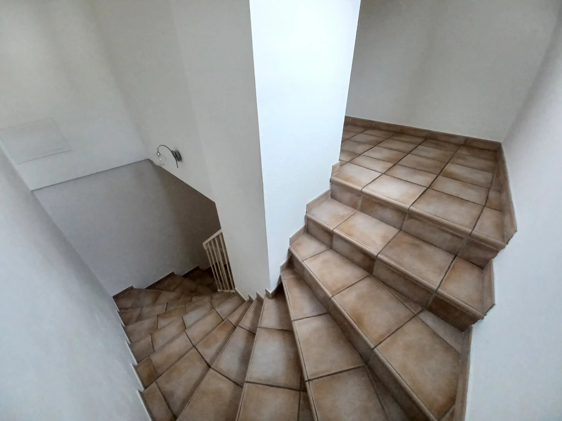 Location Appartement TARASCON séjour de 30.8 m²