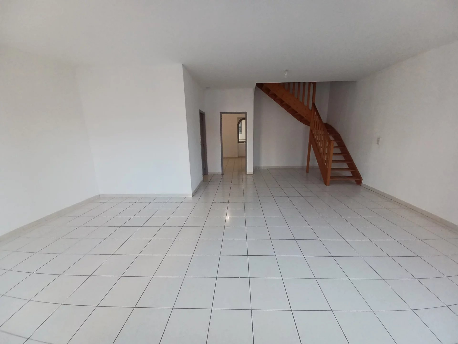 Location Appartement BEAUCAIRE 1 salles d'eau