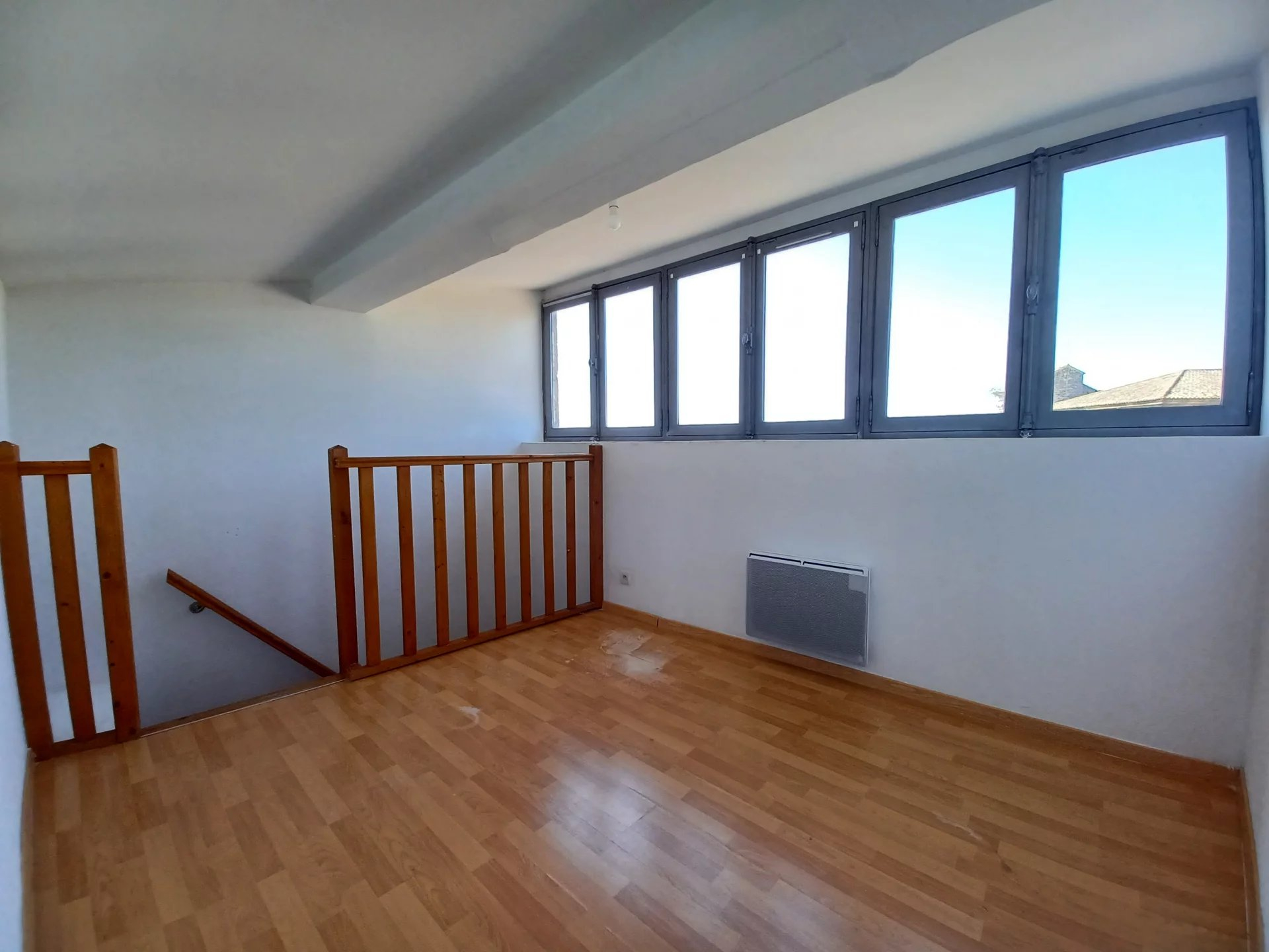 Location Appartement BEAUCAIRE surface habitable de 116 m²