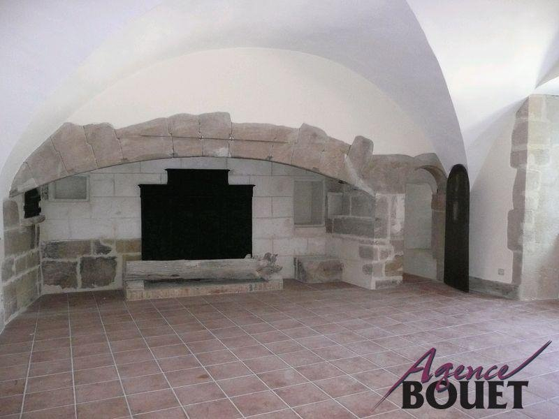 Location Appartement CHAVANNES surface habitable de 79 m²