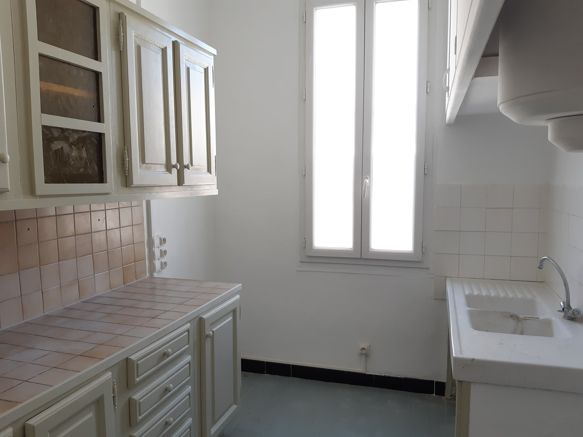 Location Appartement TARASCON 1 salles d'eau