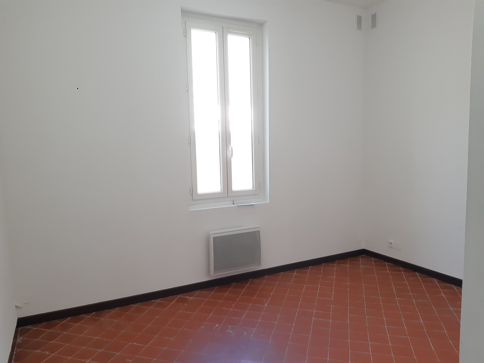 Location Appartement TARASCON surface habitable de 75 m²