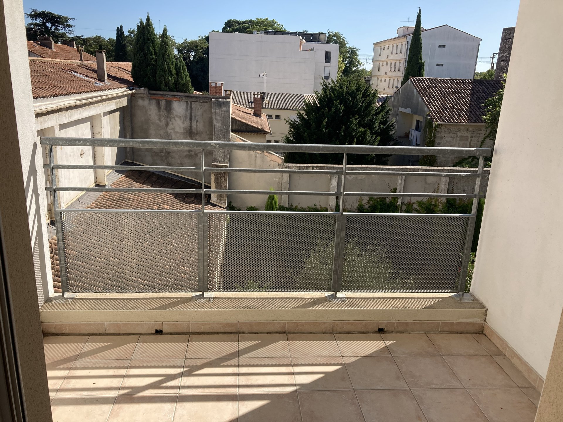 Location Appartement TARASCON radiateur, individuel, gaz chauffage