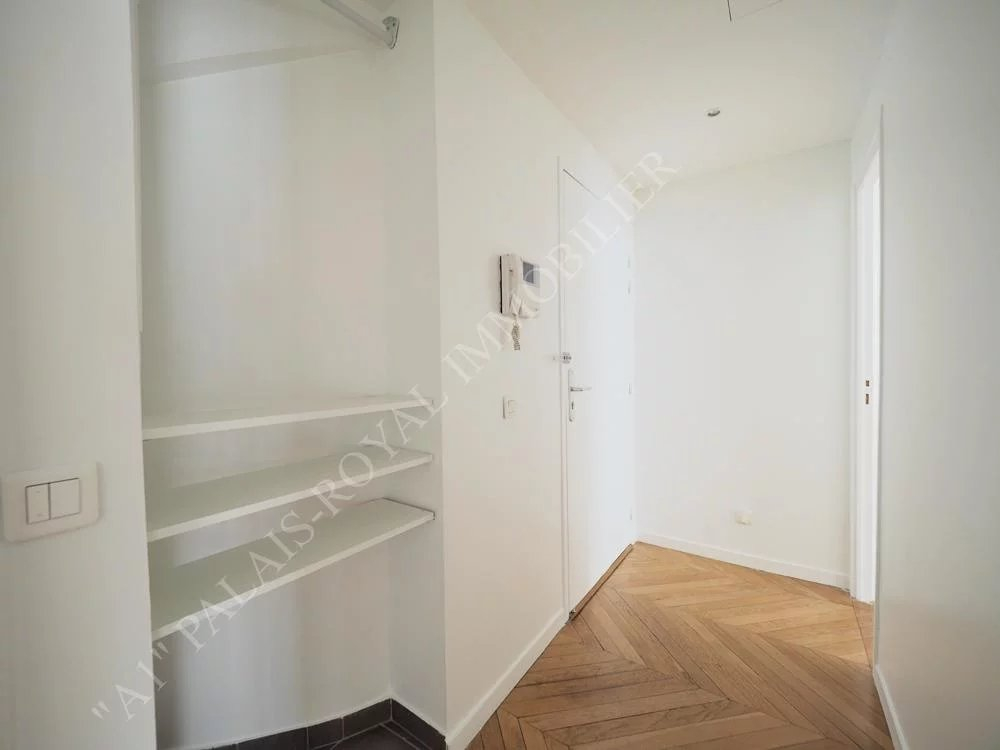 Location Appartement PARIS 1ER climatisation, individuel, electrique chauffage