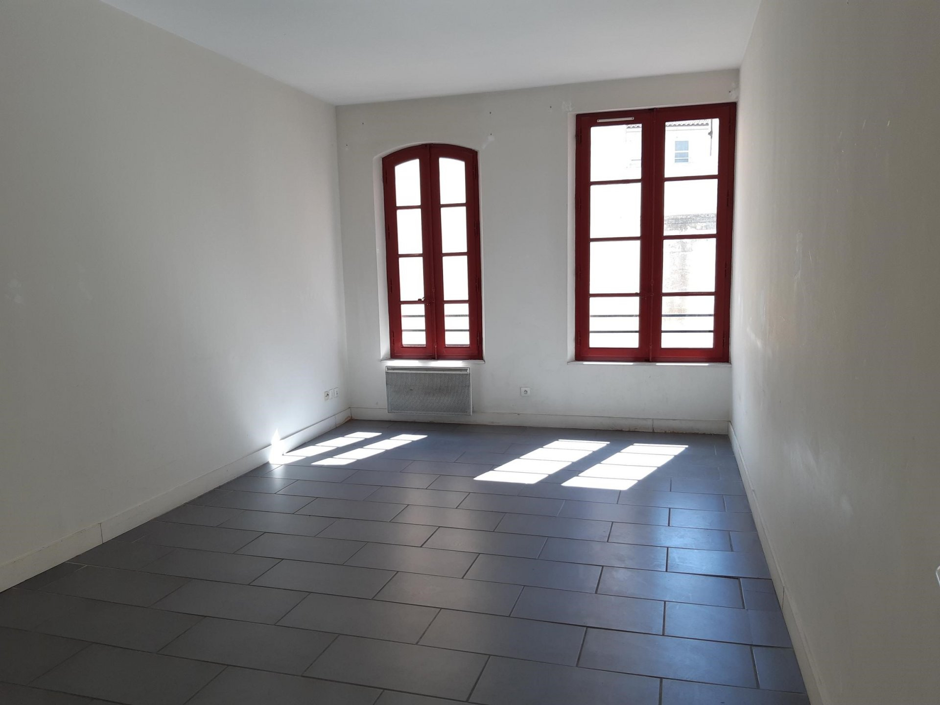 Location Appartement BEAUCAIRE 1 chambres