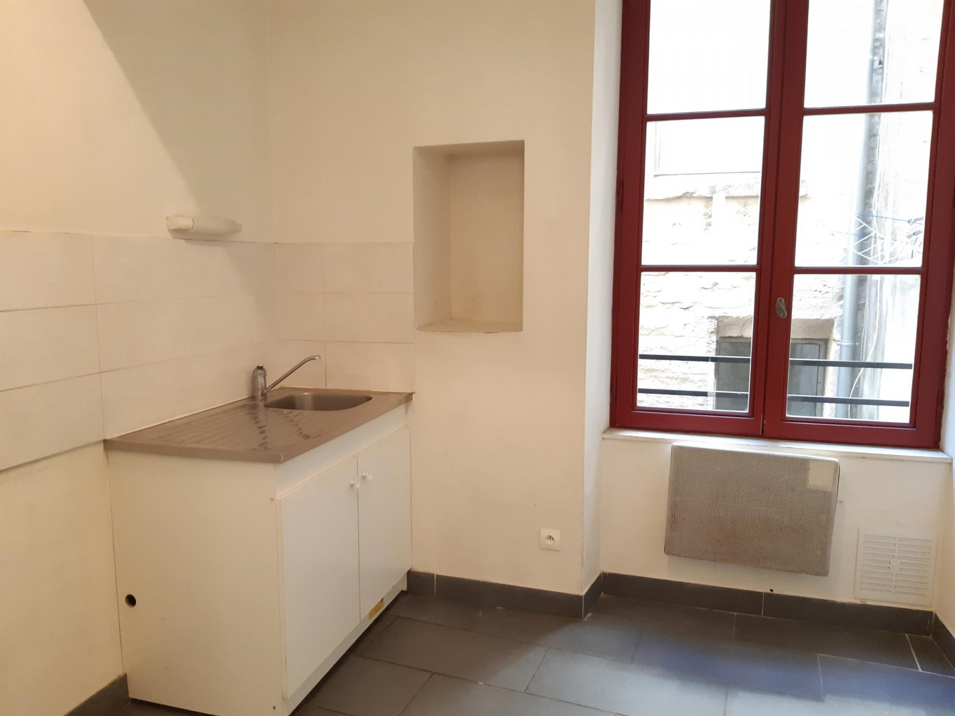 Location Appartement BEAUCAIRE surface habitable de 52 m²