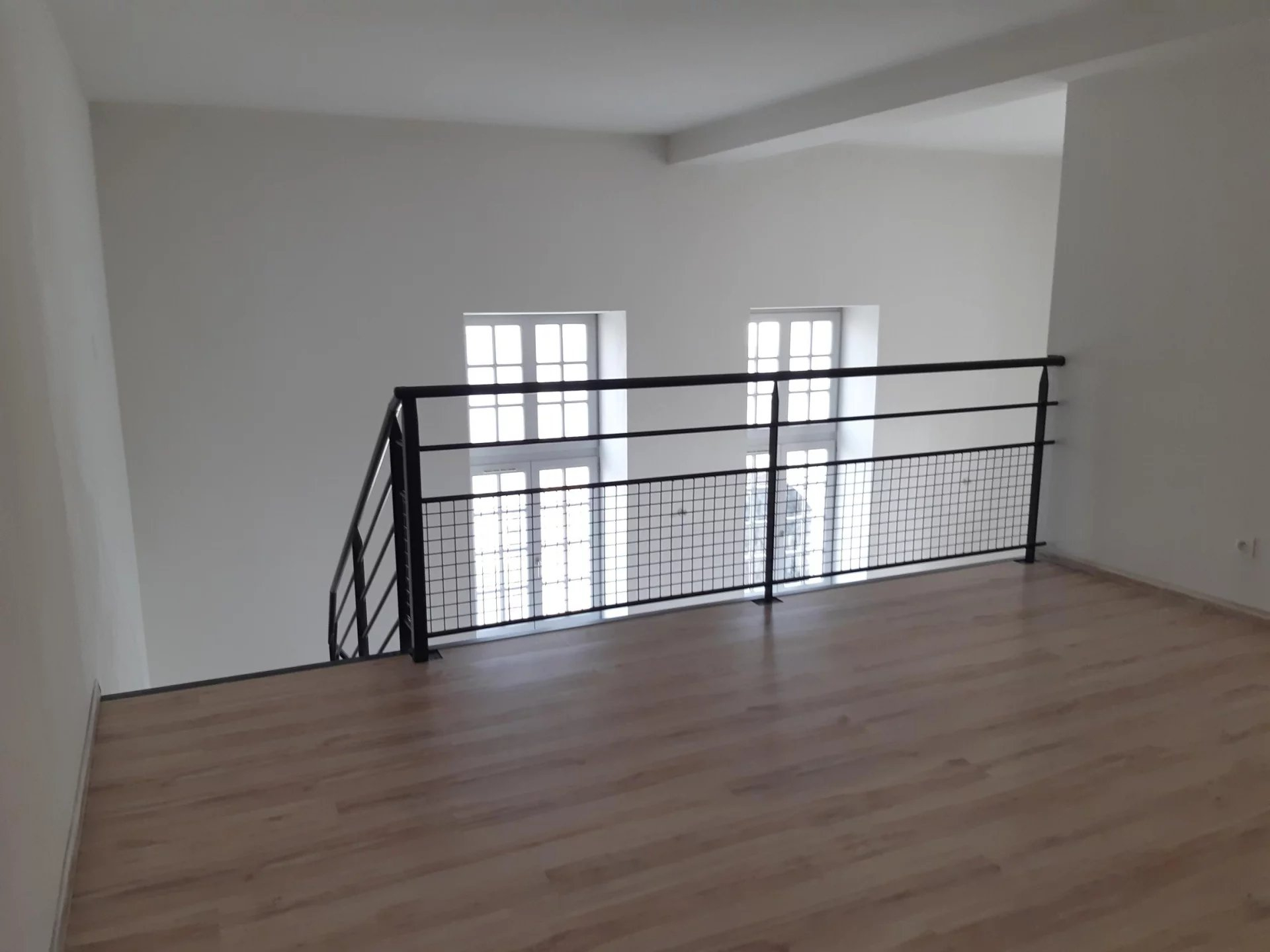Location Appartement TARASCON surface habitable de 139 m²