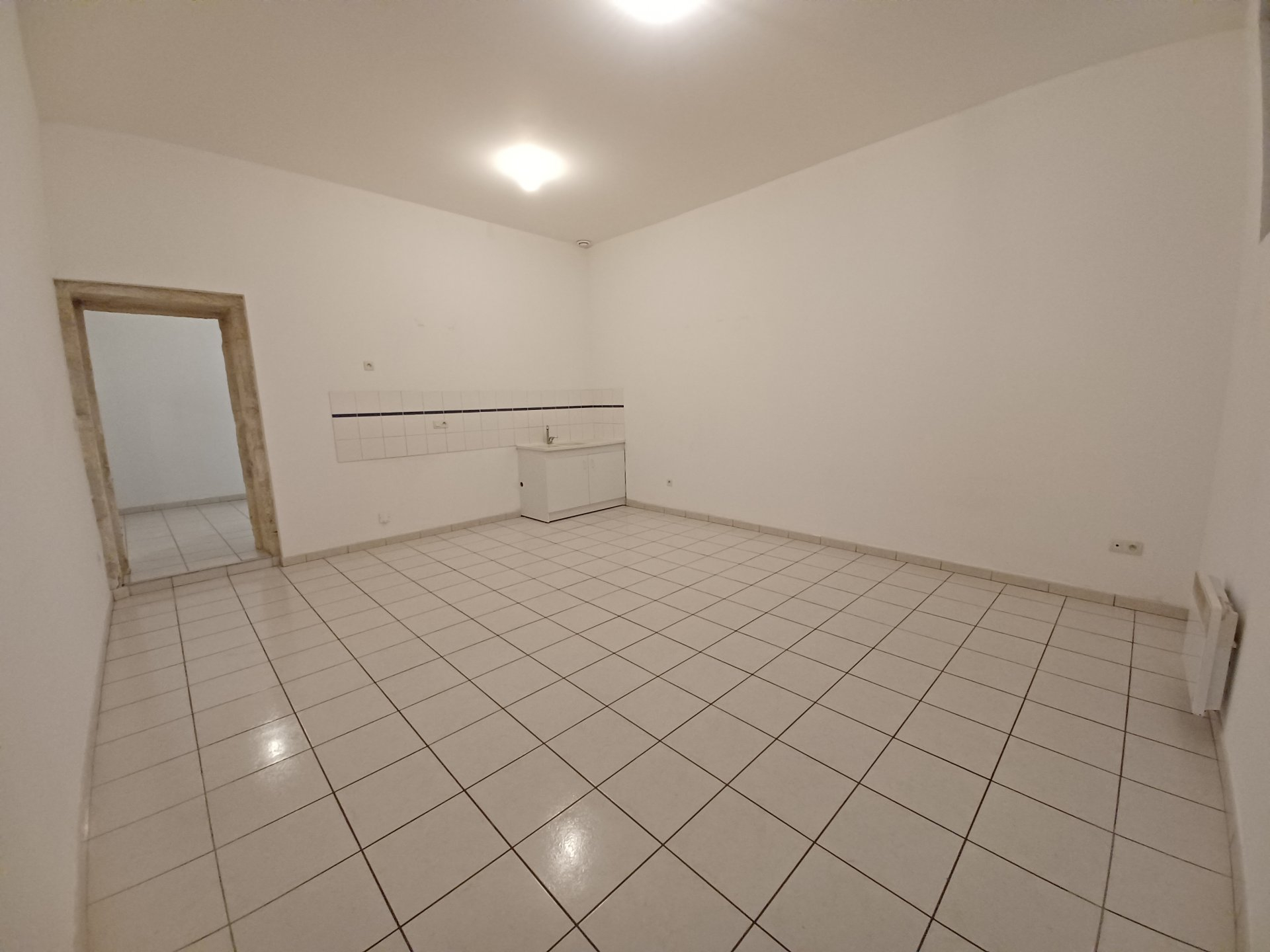 Location Appartement BEAUCAIRE surface habitable de 72 m²