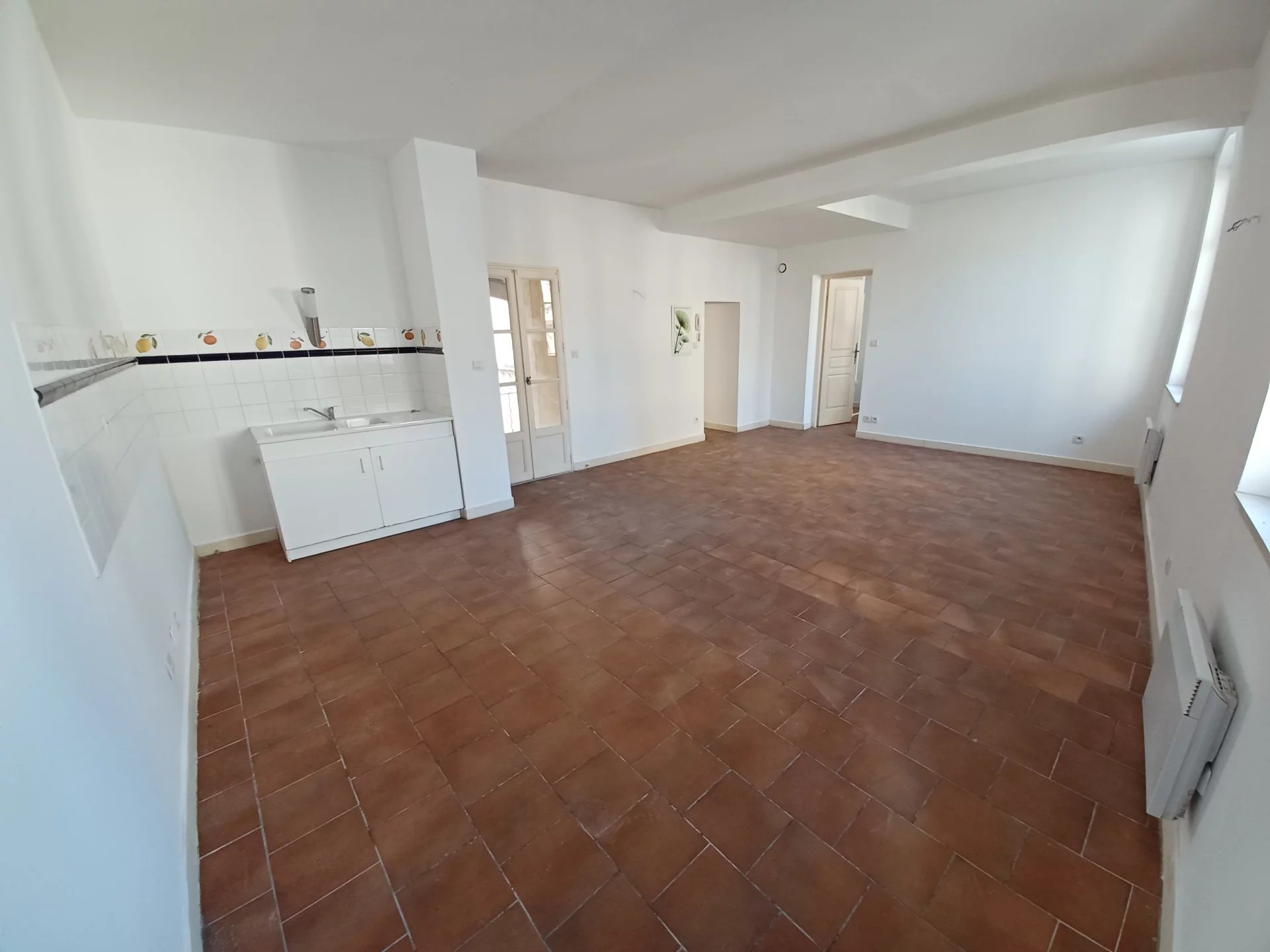 Location Appartement BEAUCAIRE 1 salles de bain