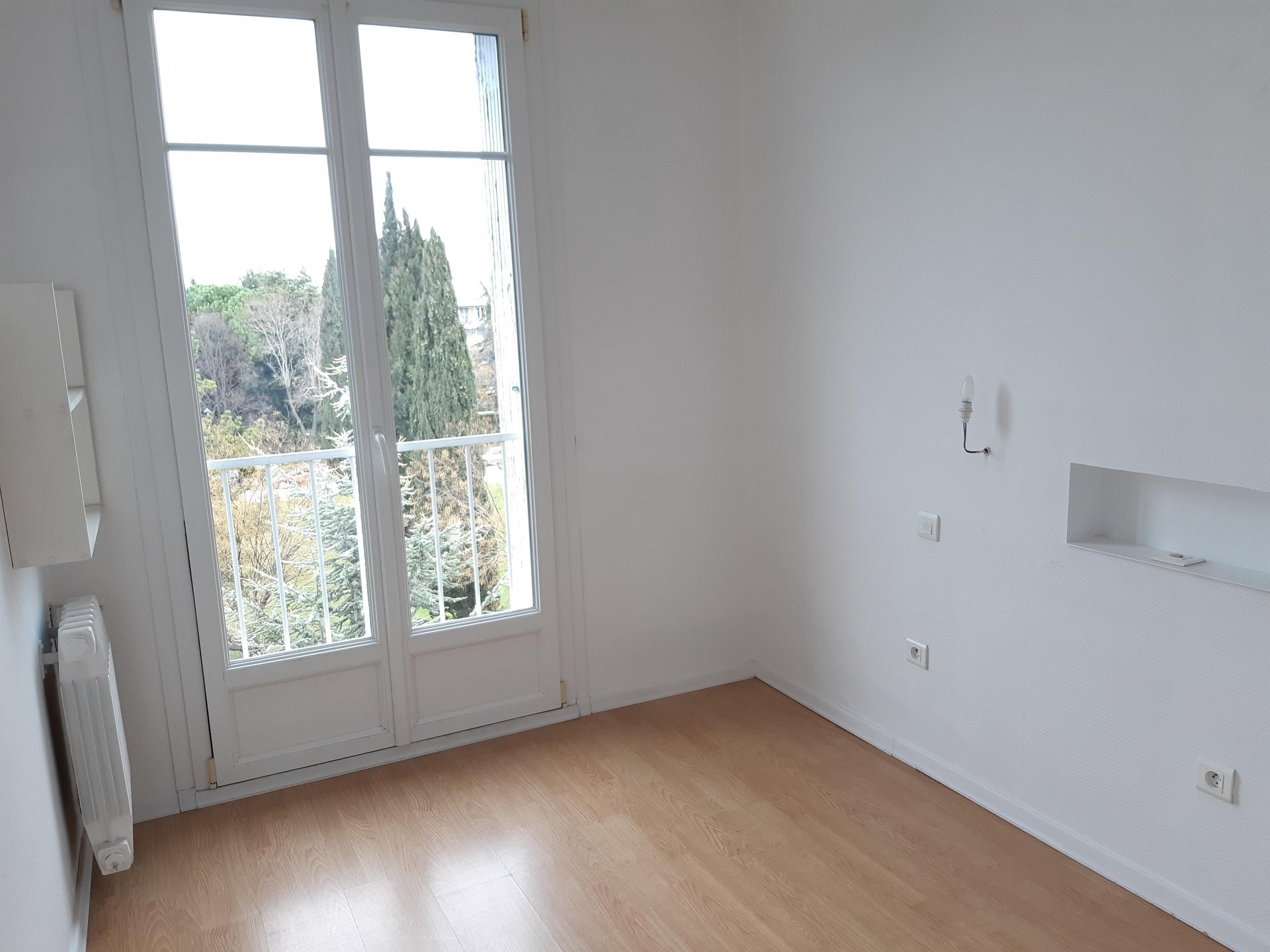 Location Appartement TARASCON convecteur, individuel, electrique chauffage