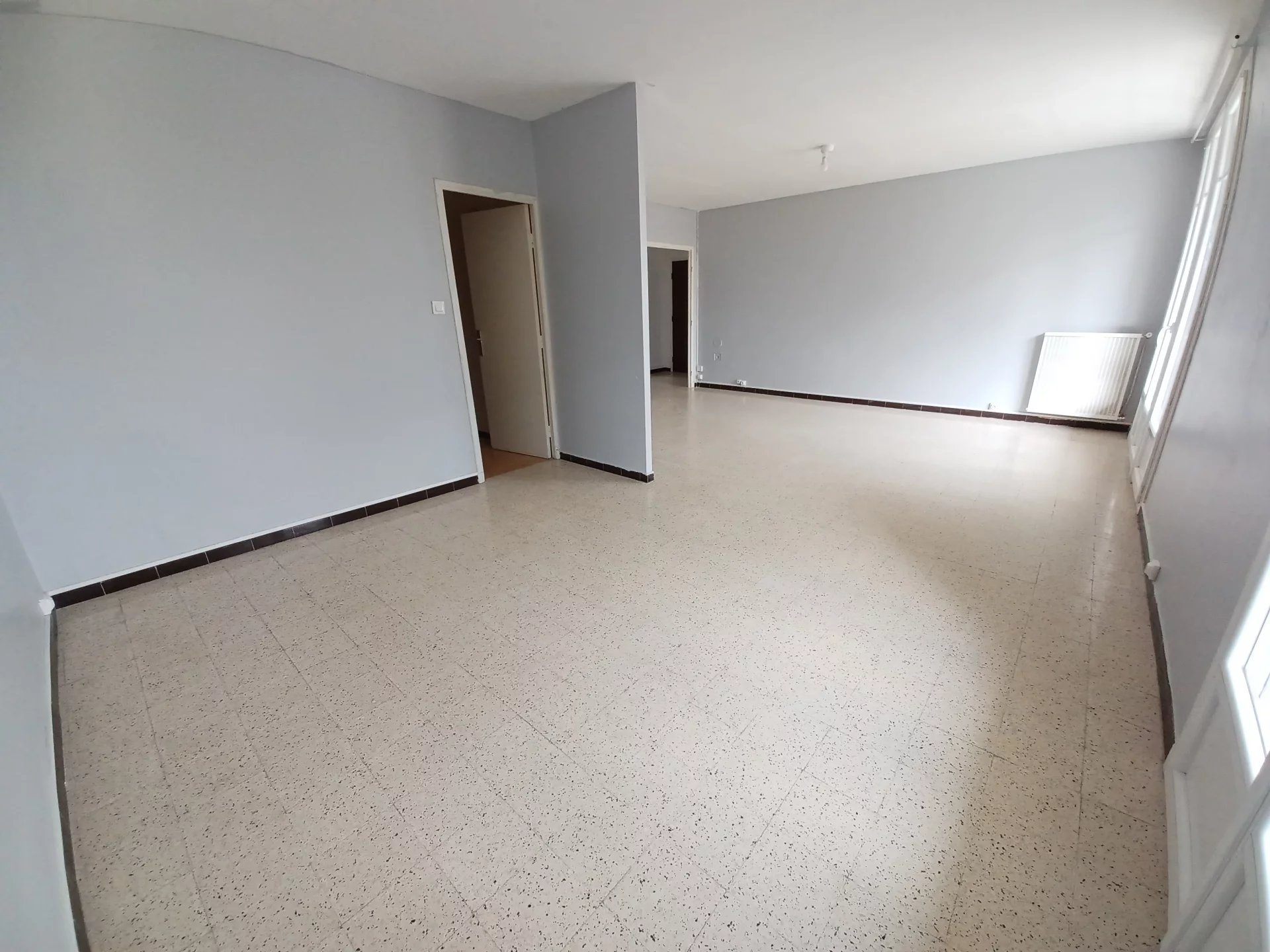 Location Appartement TARASCON 1 salles de bain