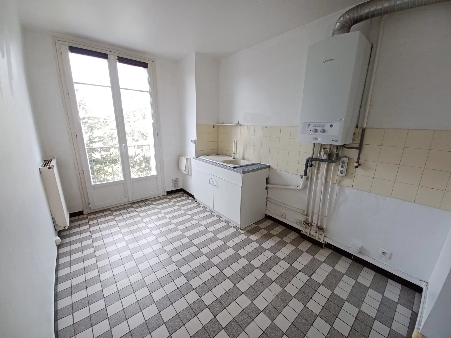 Location Appartement TARASCON séjour de 19.51 m²