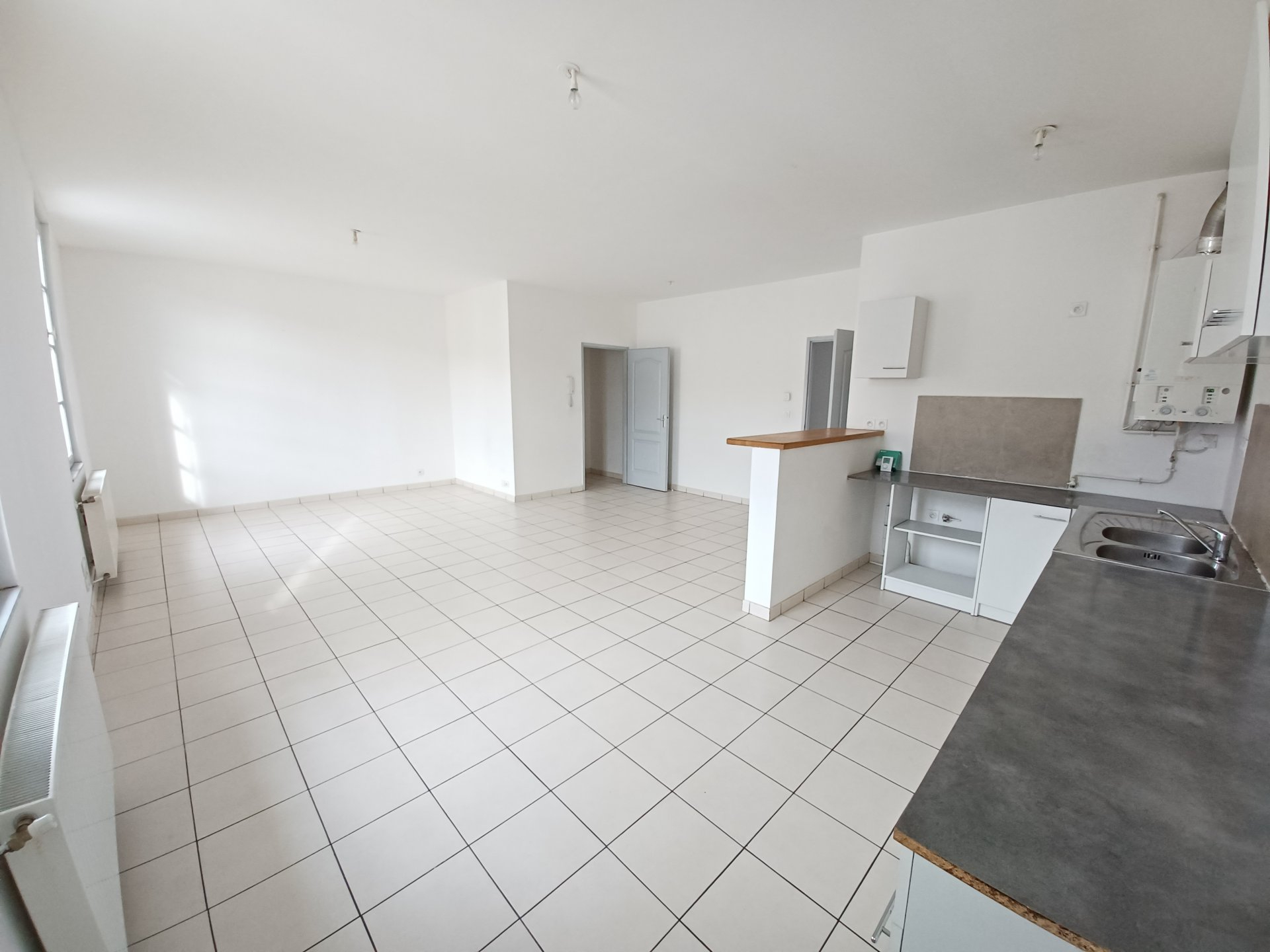 Location Appartement BEAUCAIRE 1 salles d'eau