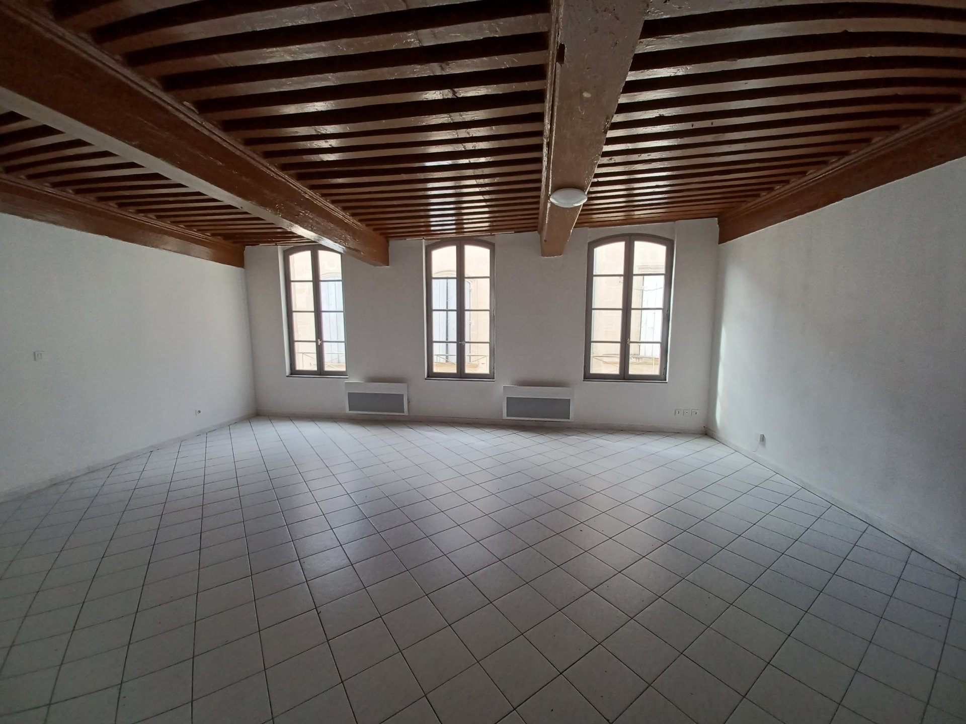 Location Appartement TARASCON 1 salles de bain