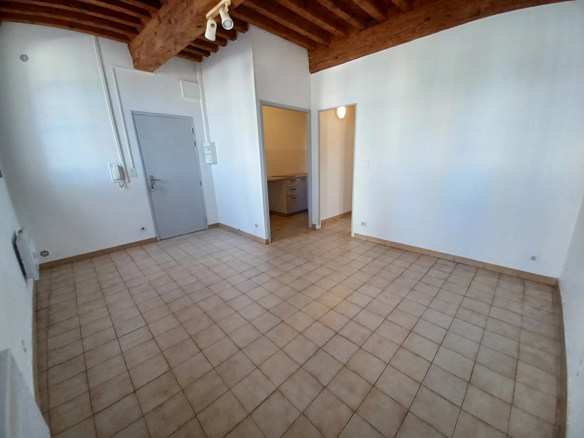 Location Appartement TARASCON 1 chambres