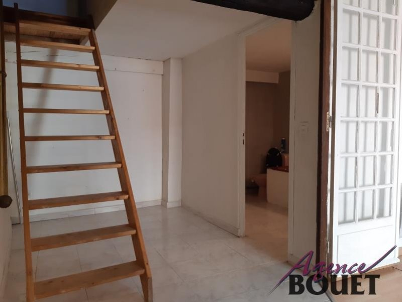 Location Appartement TARASCON séjour de 13 m²
