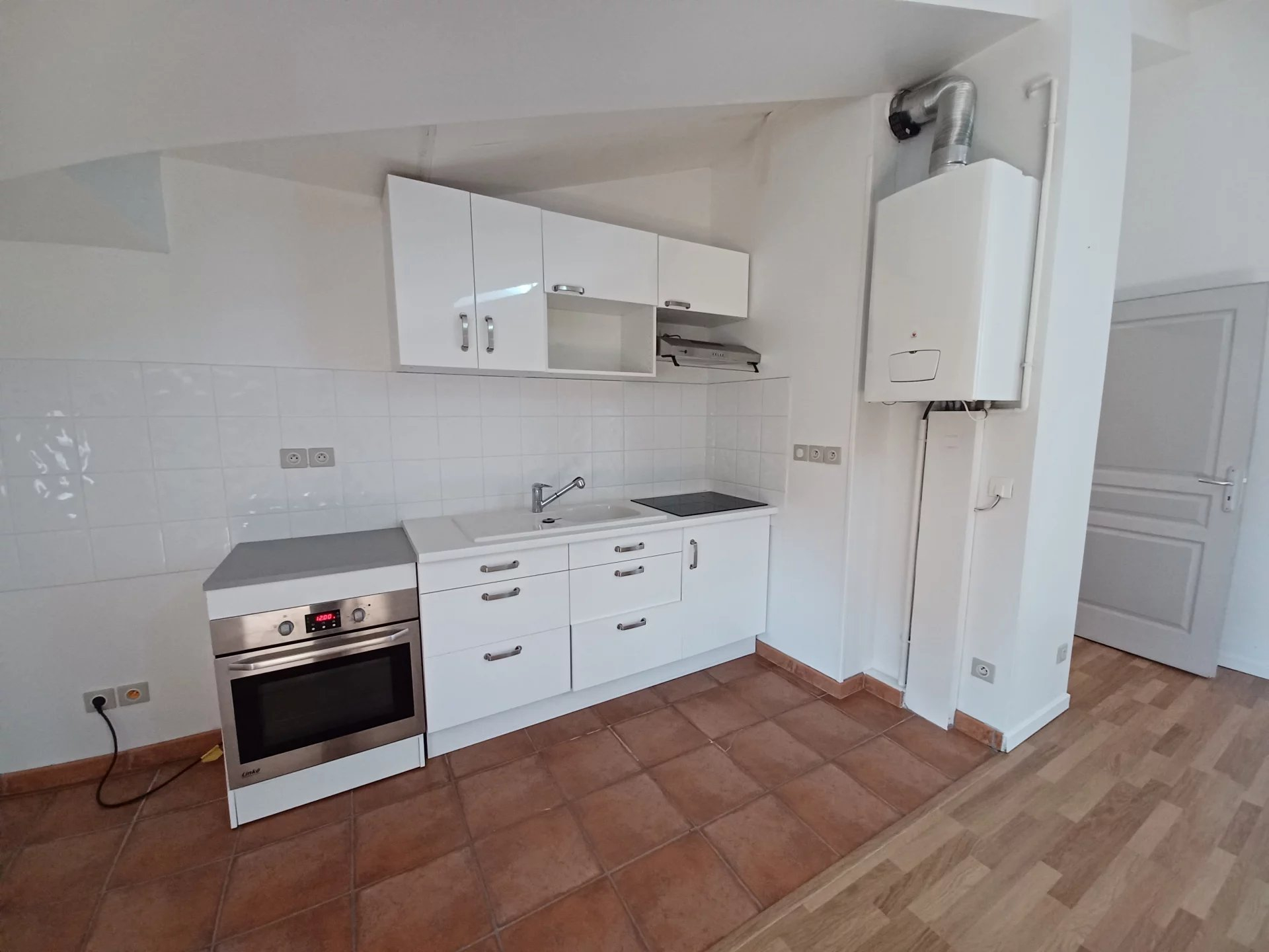 Location Appartement CHAVANNES radiateur, individuel, gaz chauffage