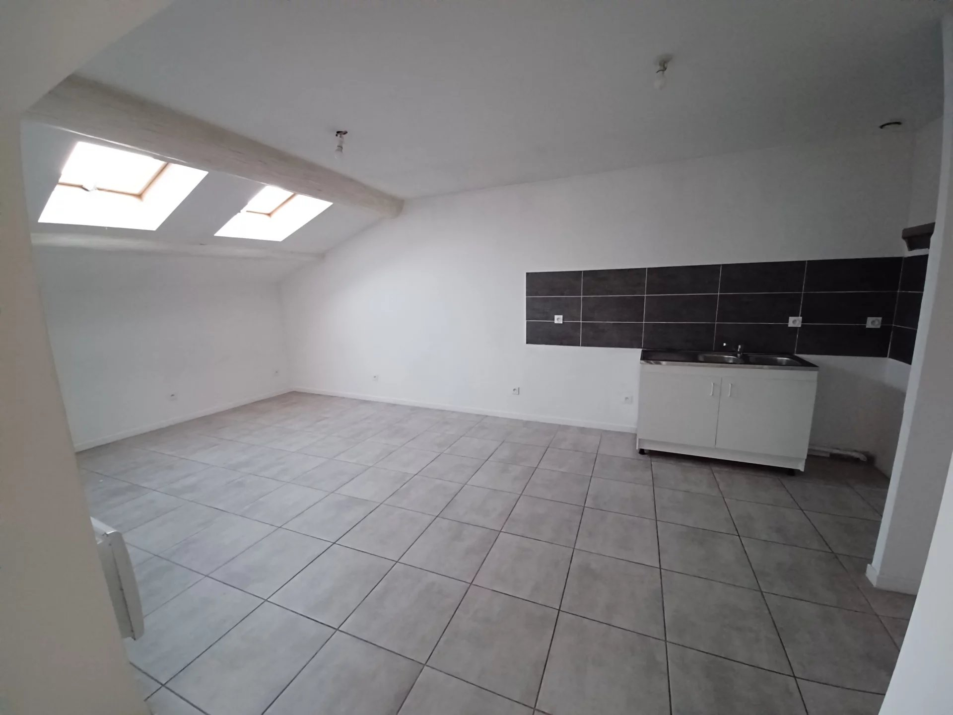Location Appartement TARASCON 1 salles de bain
