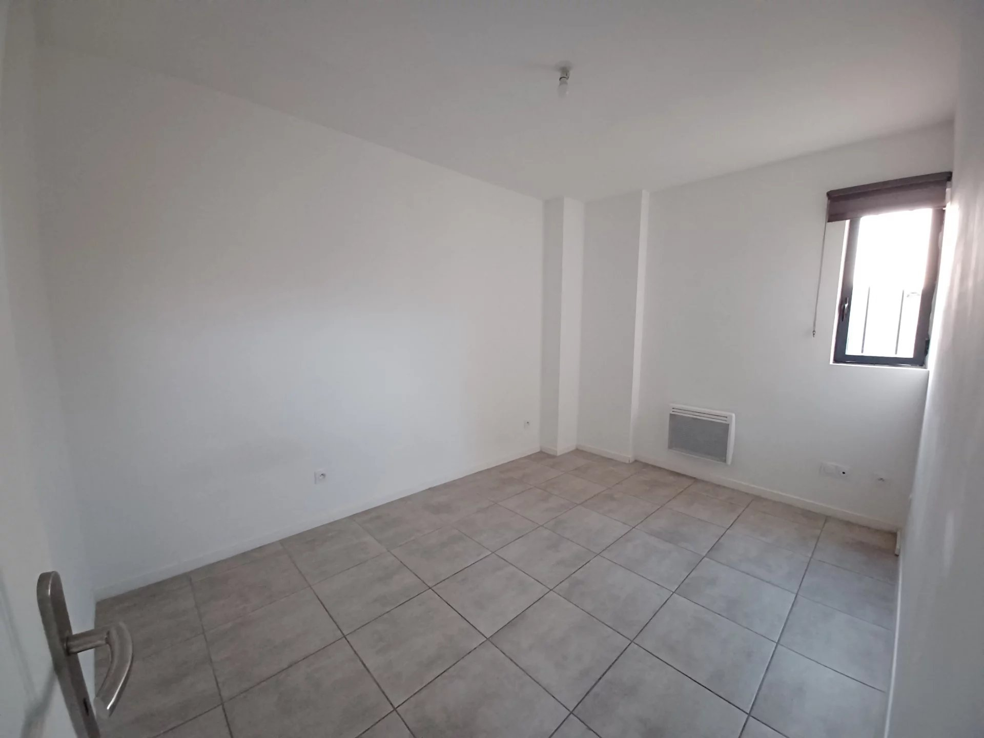 Location Appartement TARASCON convecteur, individuel, electrique chauffage