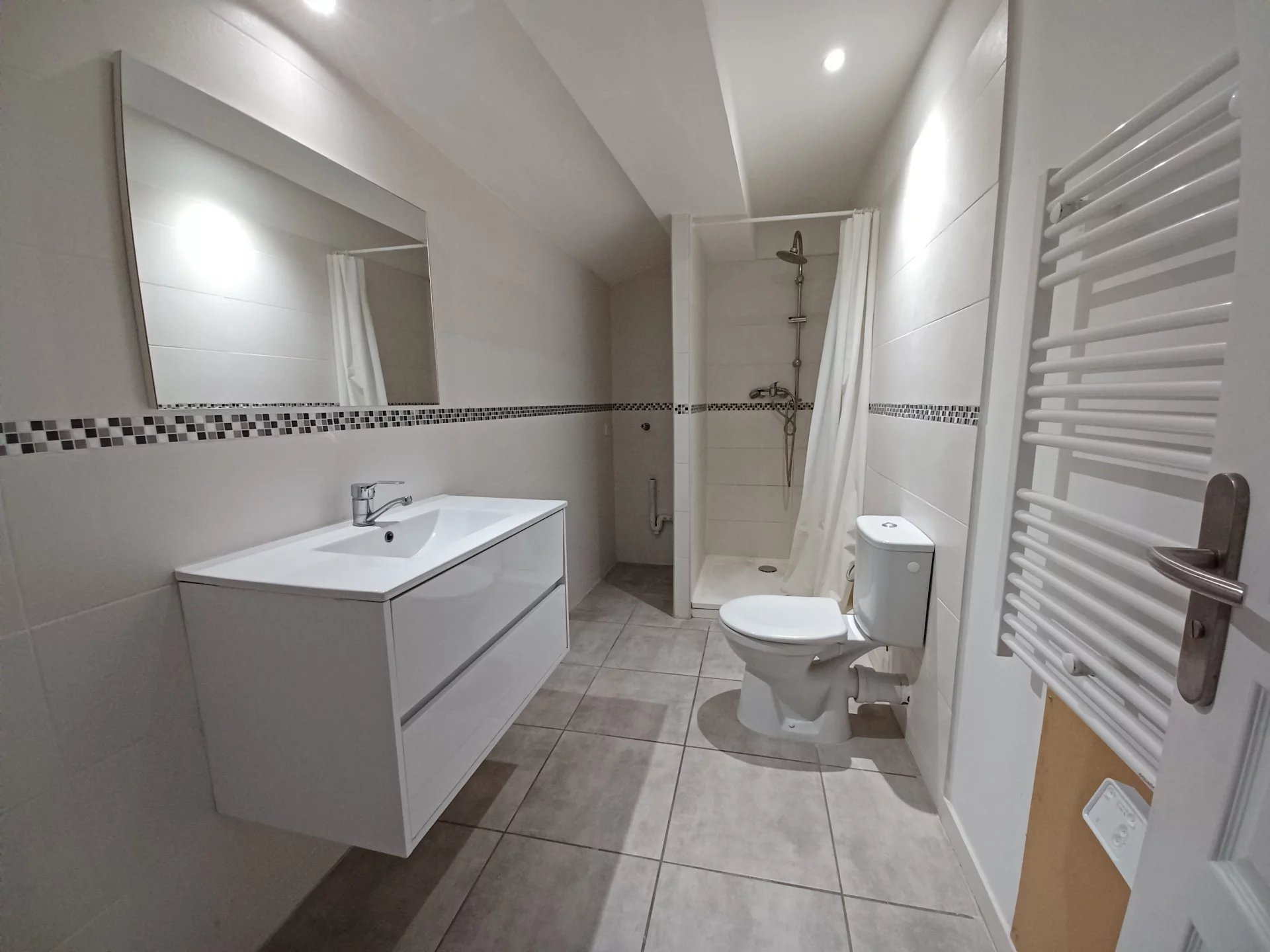 Location Appartement TARASCON 2 chambres