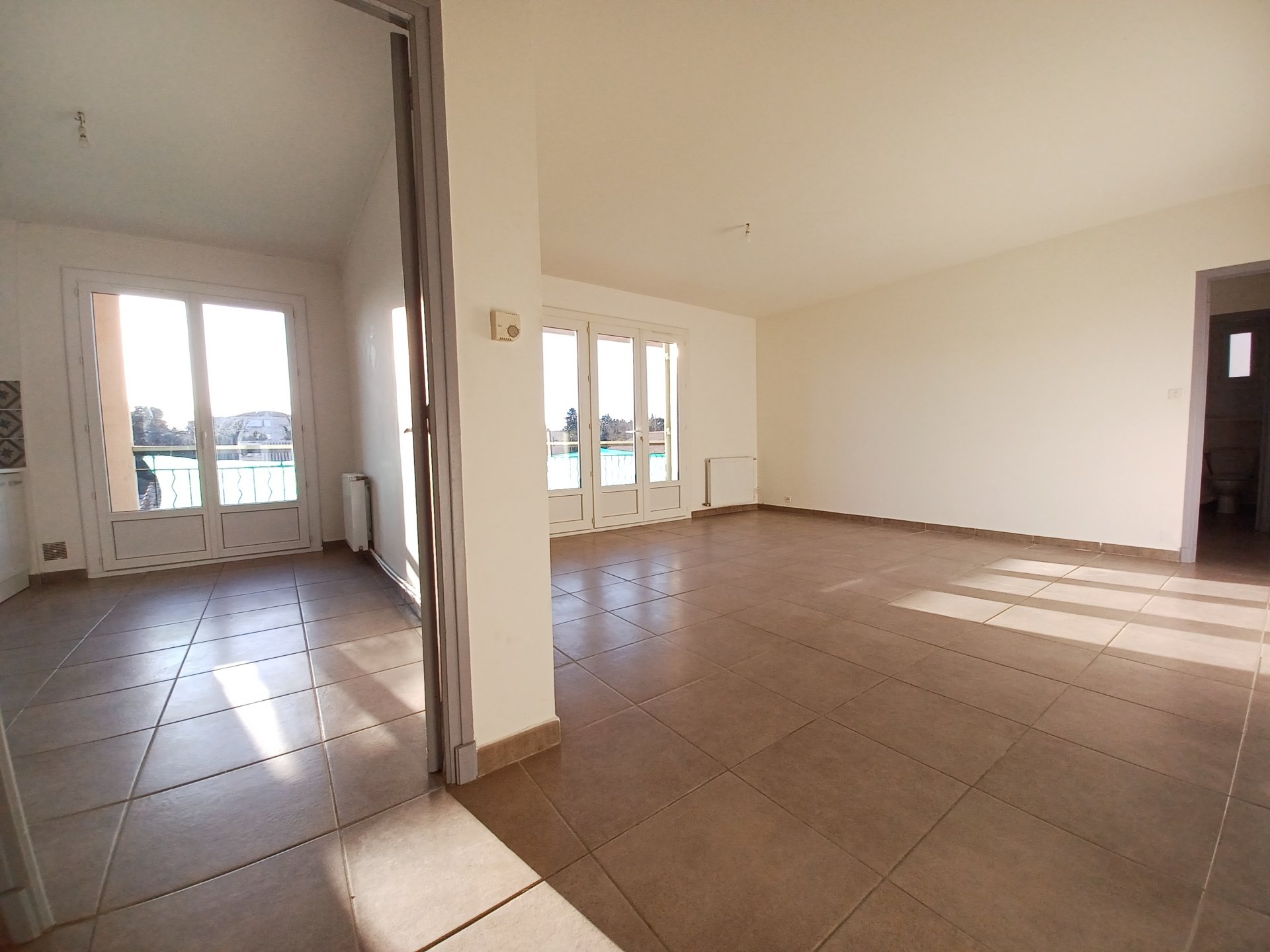 Location Appartement TARASCON séjour de 27.66 m²