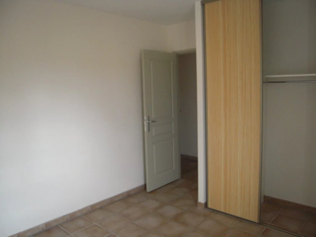 Location Appartement TARASCON climatisation, electrique chauffage