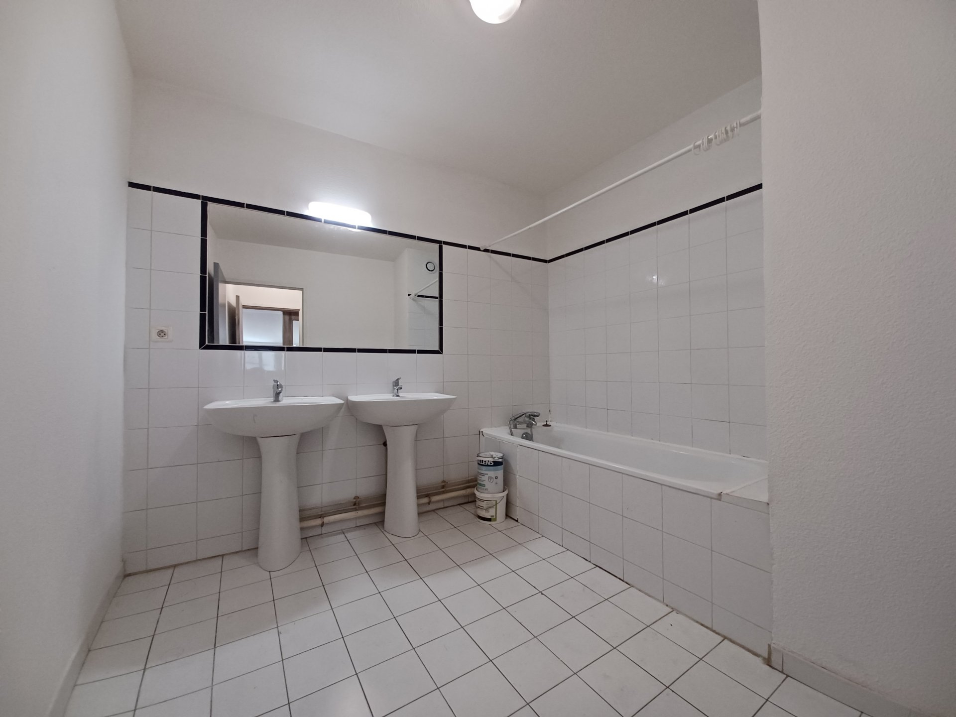 Location Appartement TARASCON 1 salles de bain