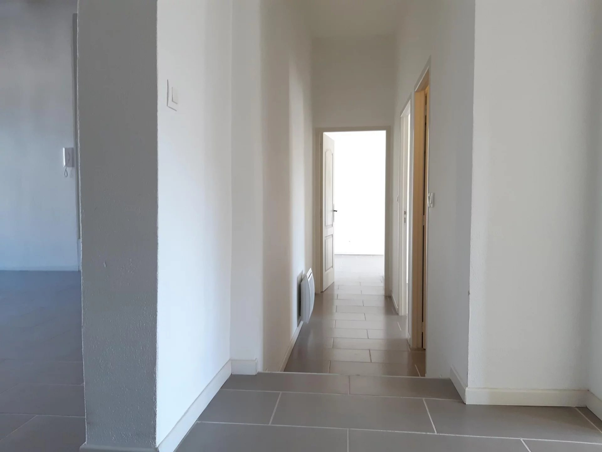 Location Appartement BEAUCAIRE surface habitable de 112 m²