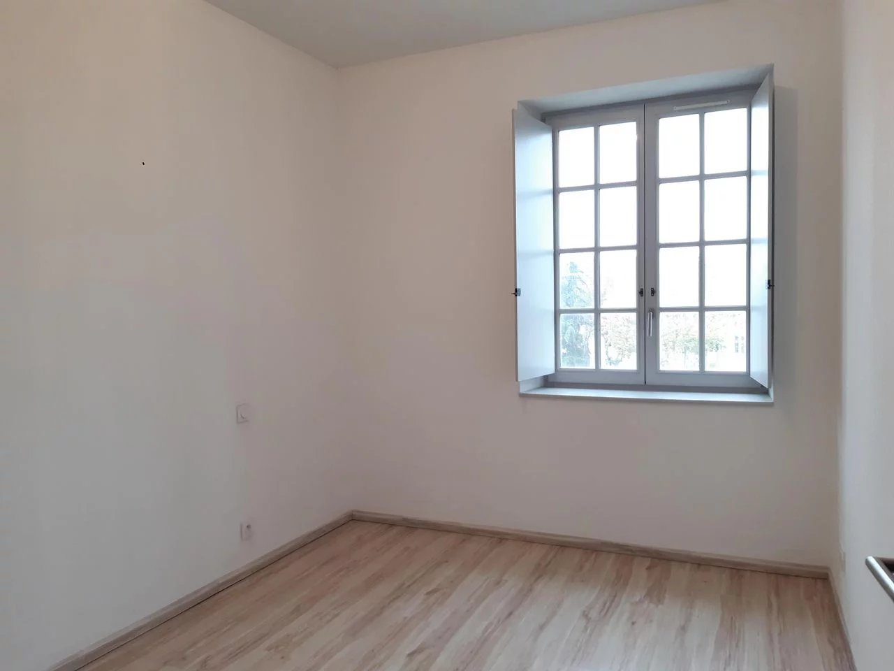Location Appartement TARASCON climatisation, collectif, electrique chauffage
