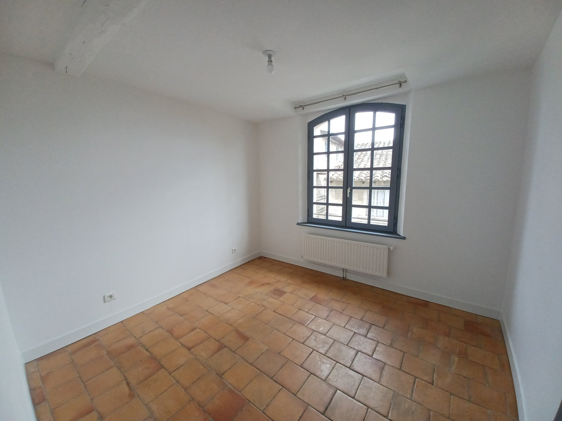 Location Appartement BEAUCAIRE séjour de 25.49 m²