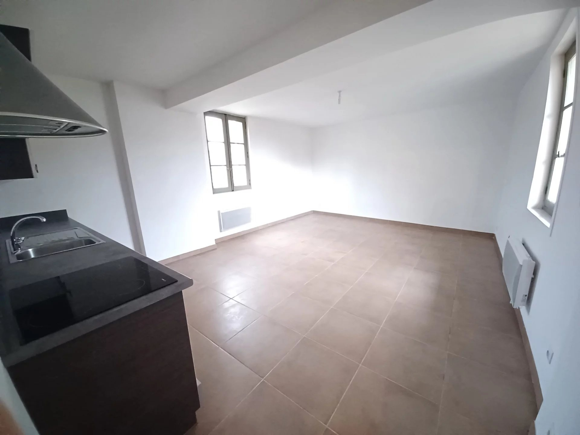 Location Appartement BEAUCAIRE 1 salles d'eau