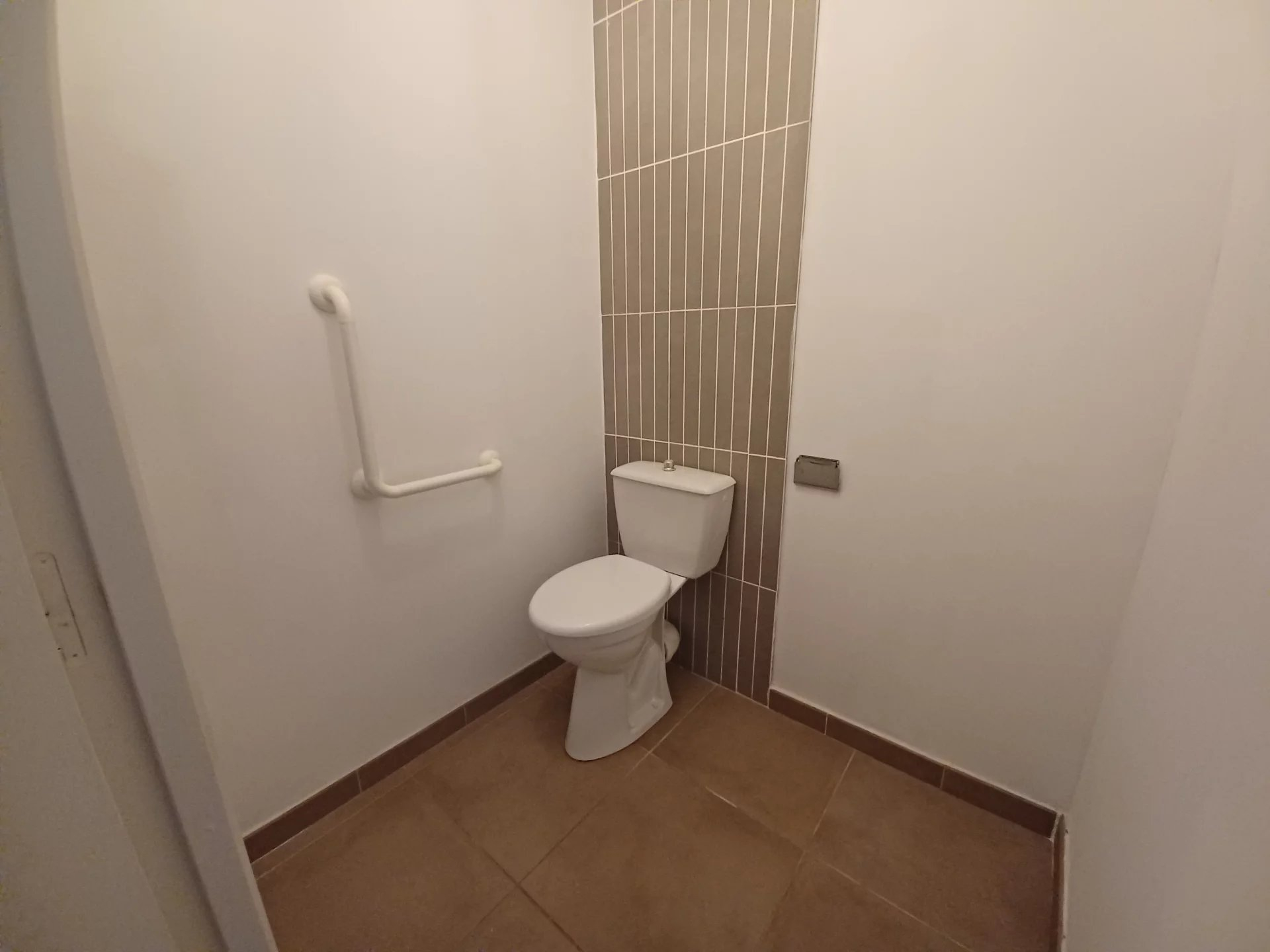 Location Appartement BEAUCAIRE 1 salles d'eau