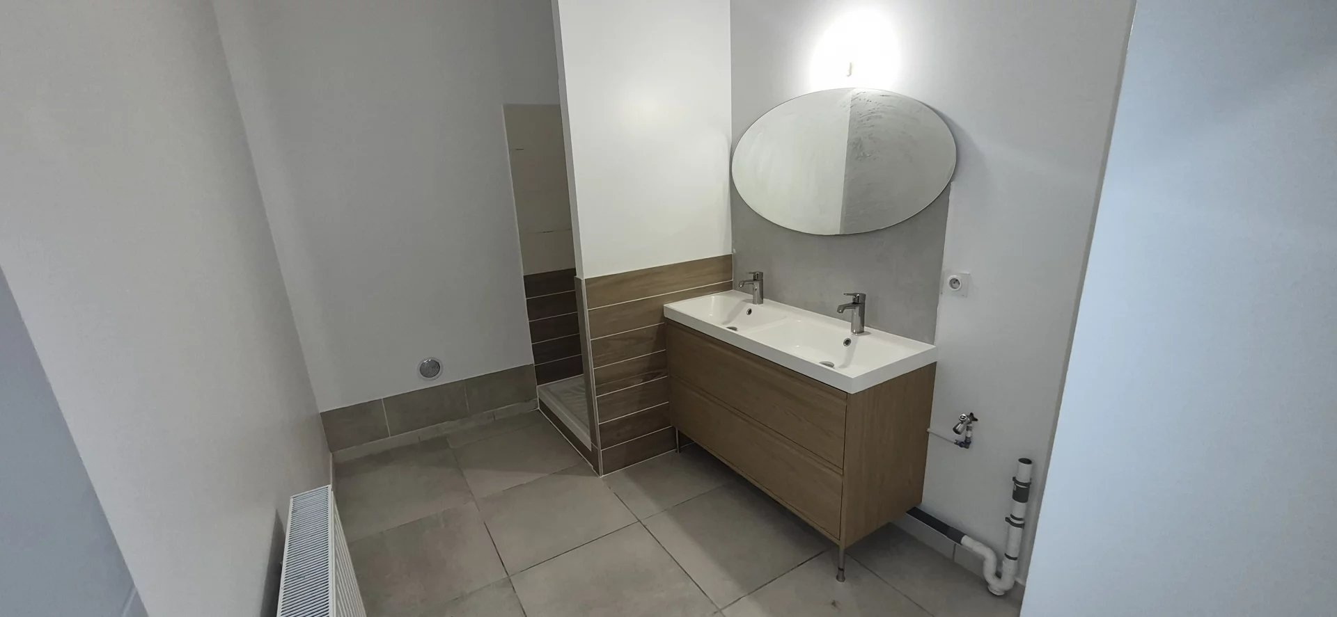 Location Appartement BEAUCAIRE 3 pièces