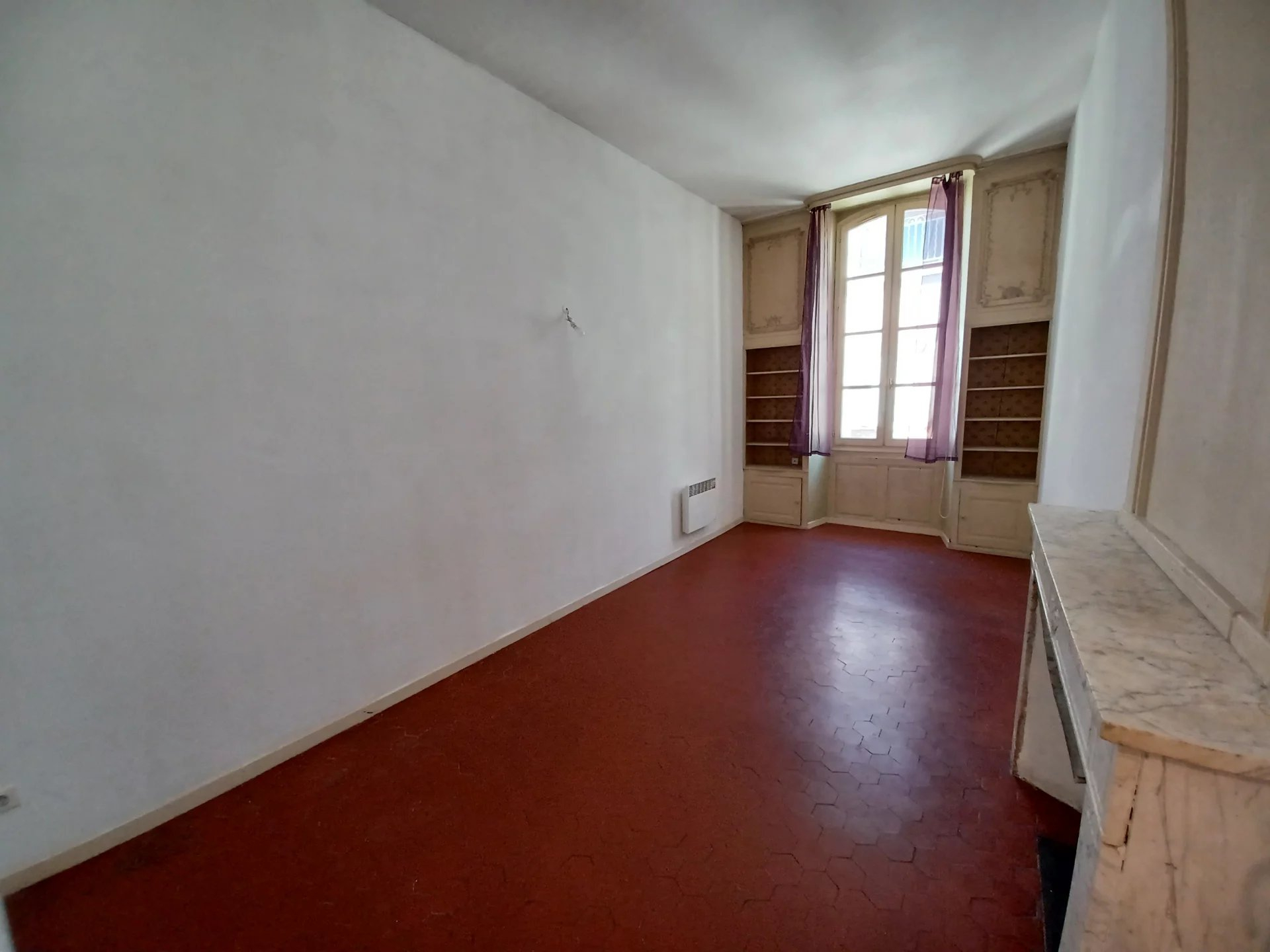 Location Appartement TARASCON séjour de 22 m²