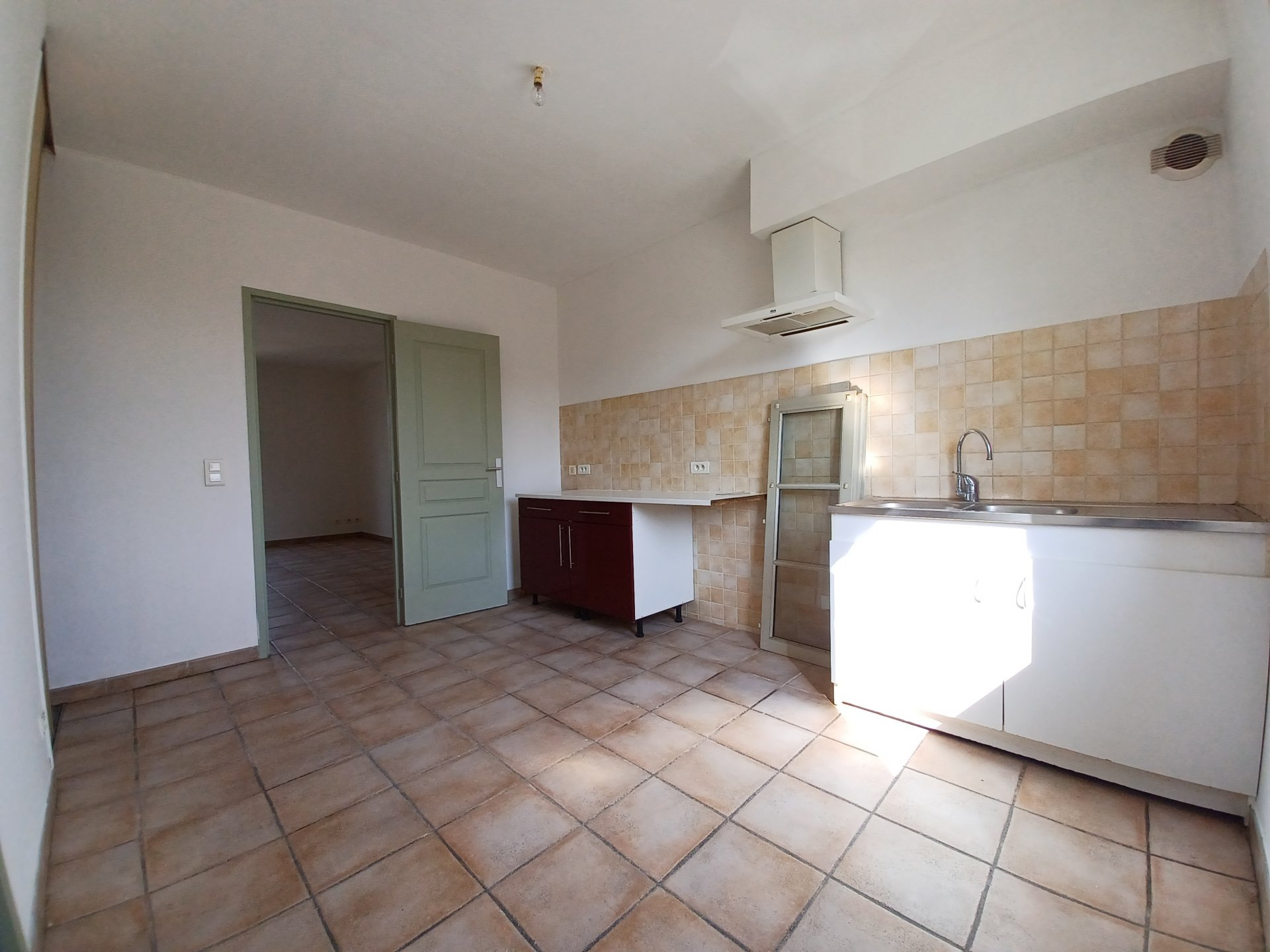 Location Appartement TARASCON 1 salles de bain