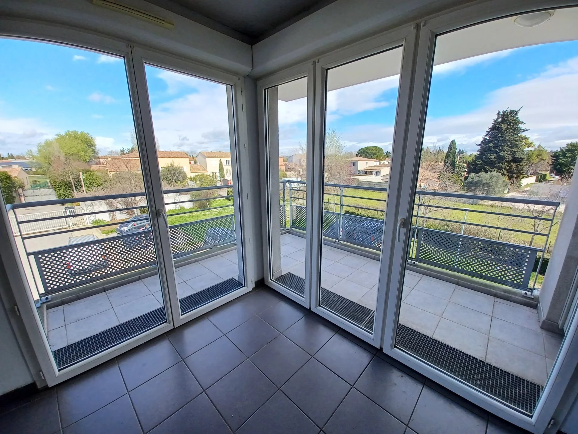 Location Appartement TARASCON 1 salles de bain