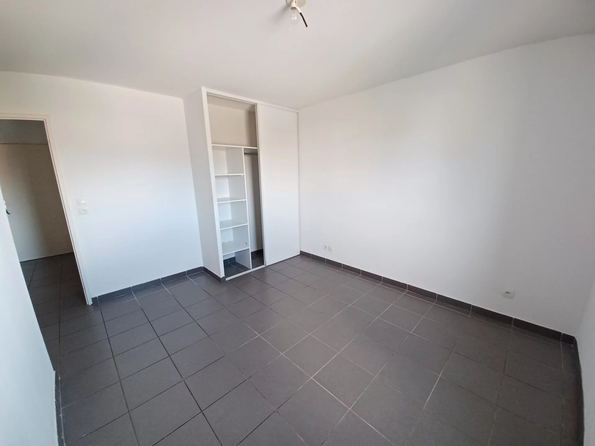 Location Appartement TARASCON convecteur, individuel, electrique chauffage