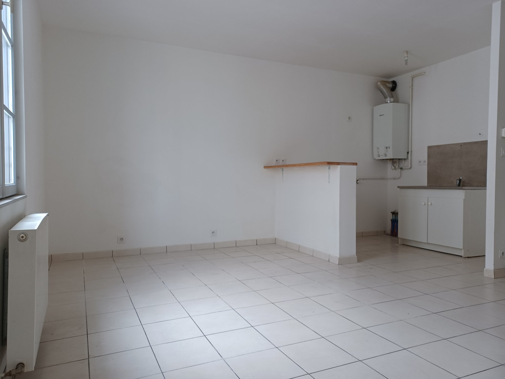 Location Appartement BEAUCAIRE 1 salles de bain