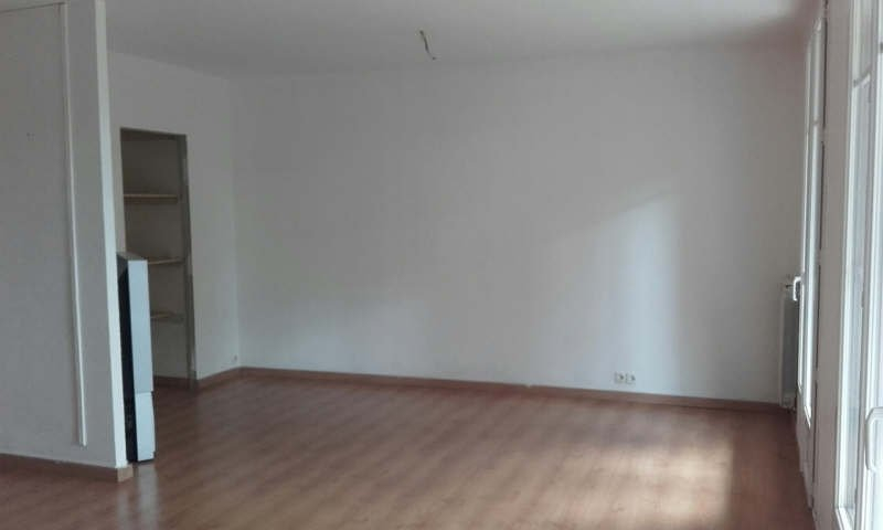 Location Appartement TARASCON séjour de 26.92 m²