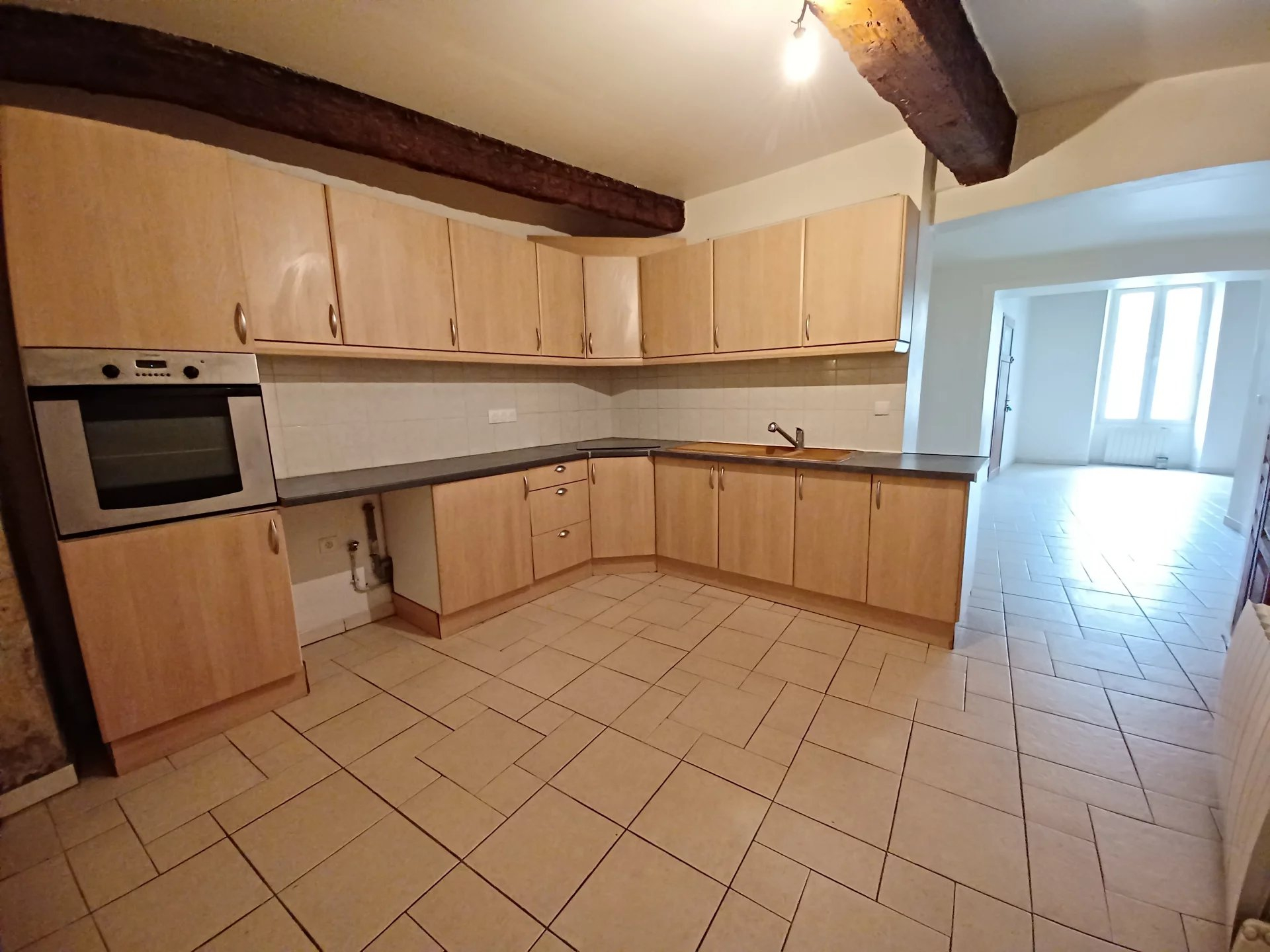 Location Appartement TARASCON surface habitable de 69 m²