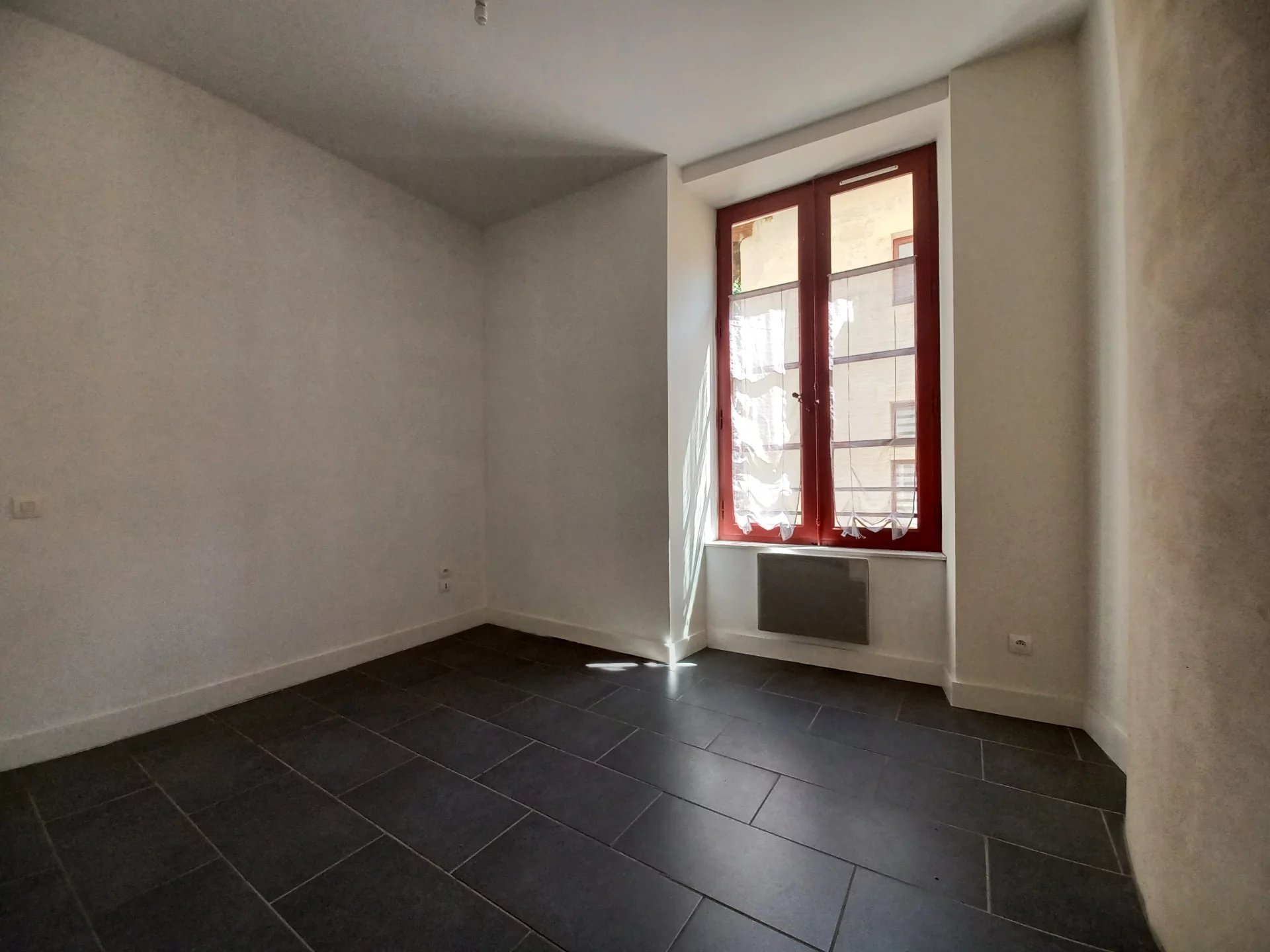 Location Appartement BEAUCAIRE surface habitable de 49 m²