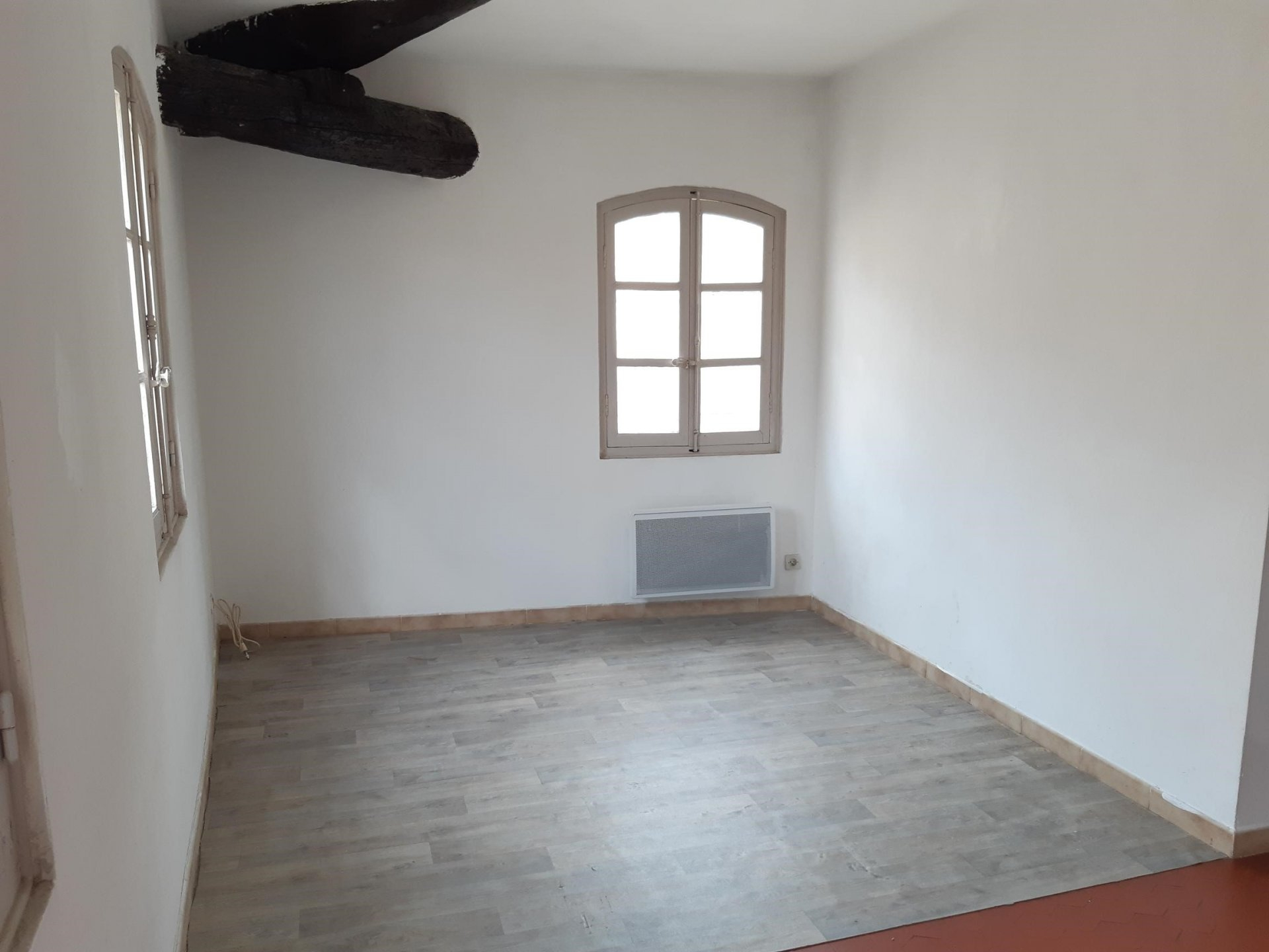 Location Appartement TARASCON 1 salles de bain