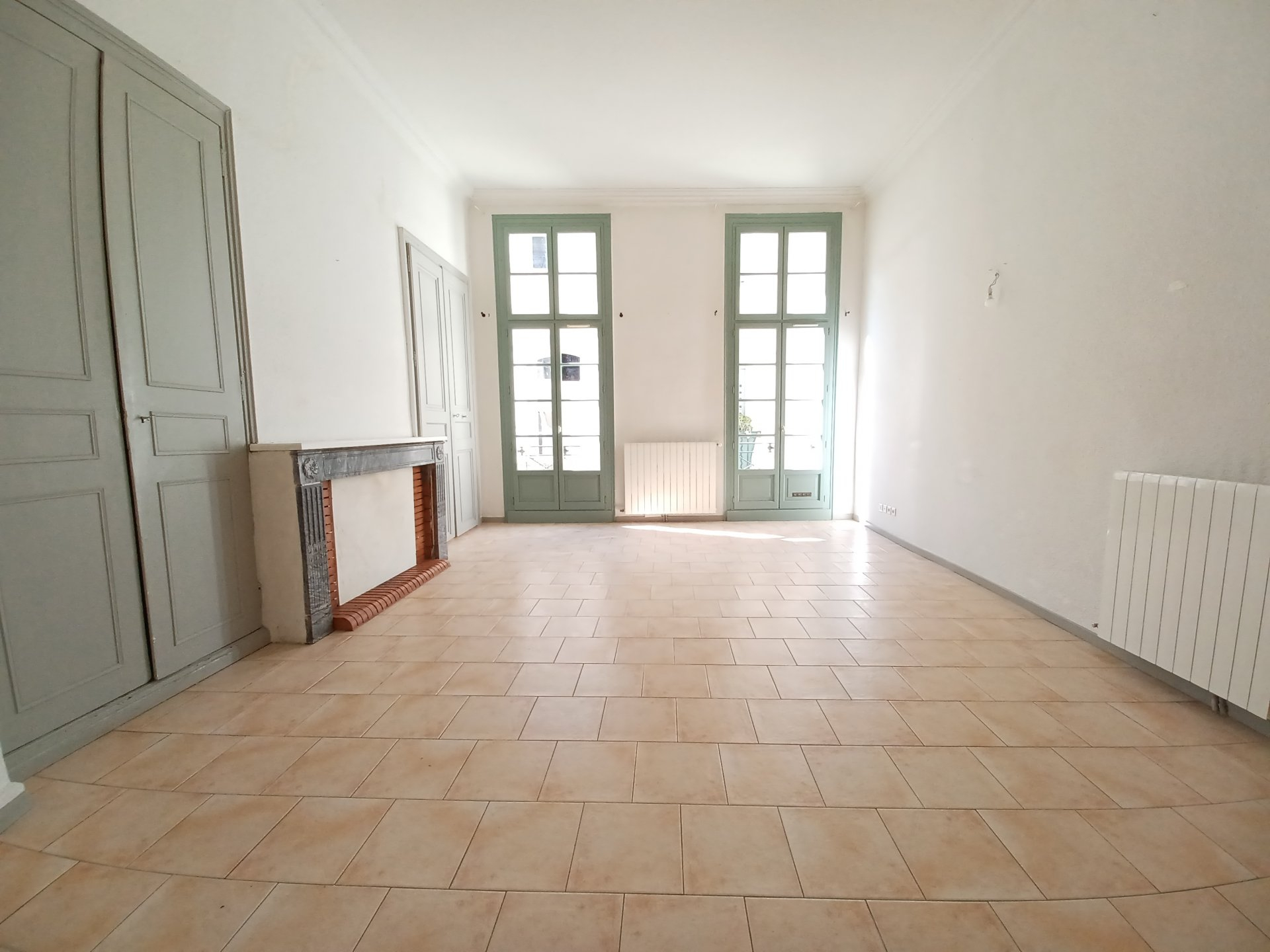 Location Appartement BEAUCAIRE 2 chambres