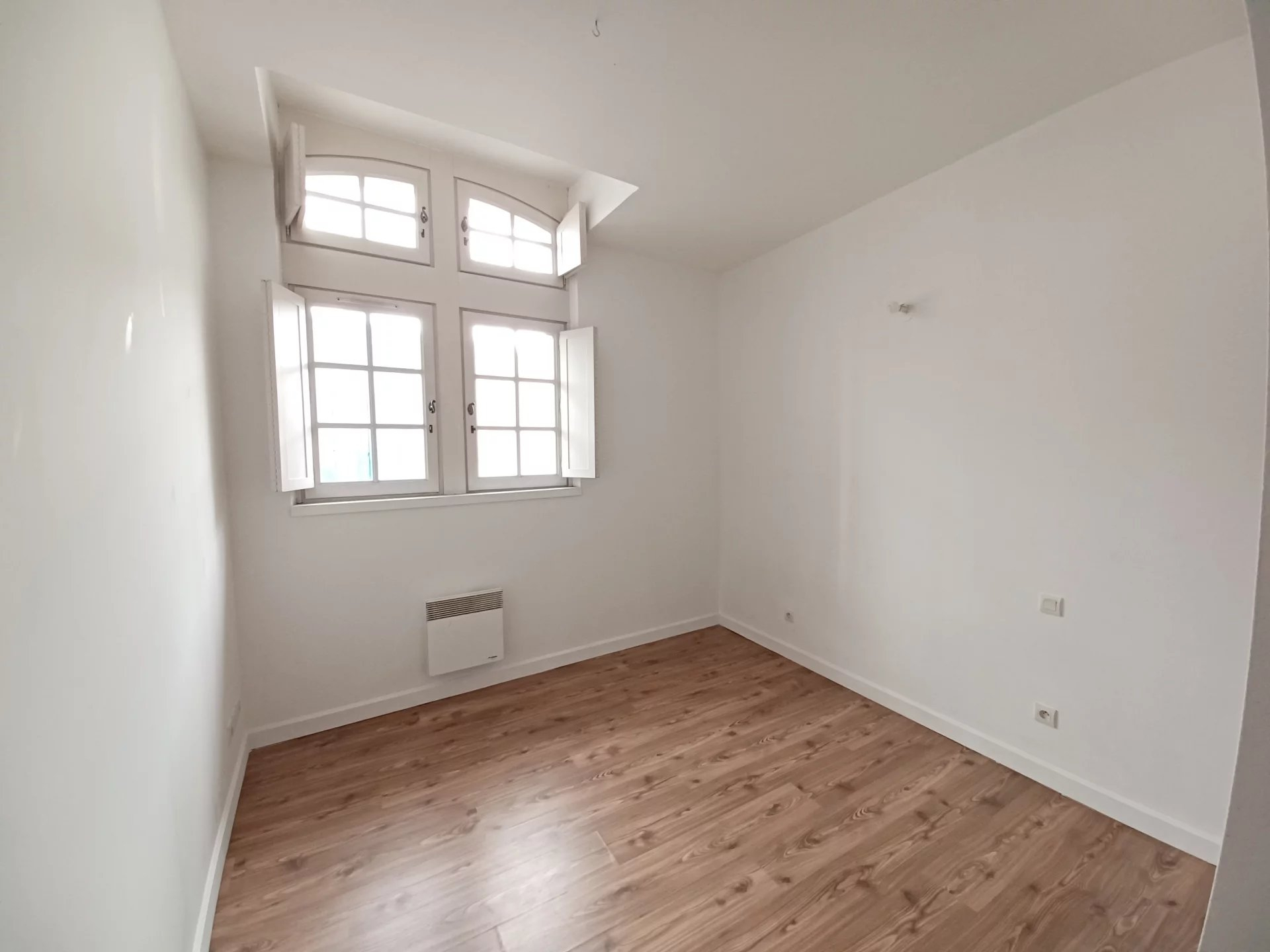 Location Appartement BEAUCAIRE surface habitable de 47 m²