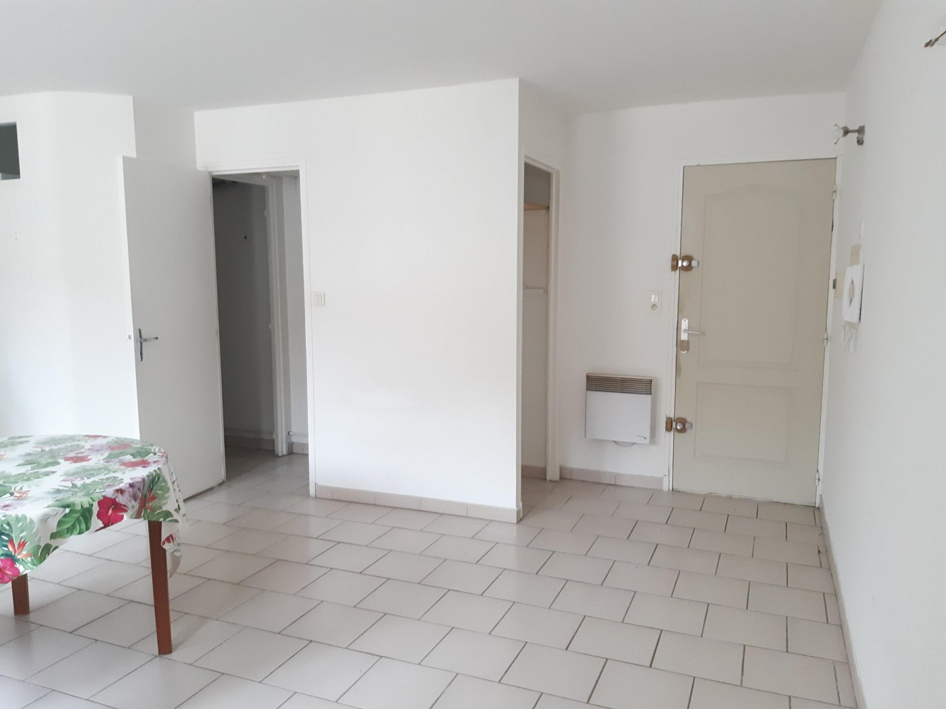 Location Appartement TARASCON surface habitable de 27 m²