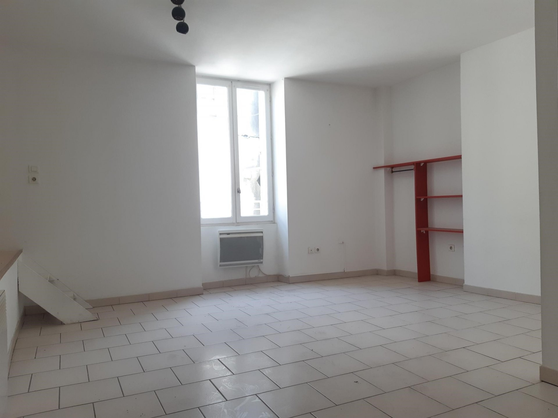 Location Appartement TARASCON surface habitable de 28 m²