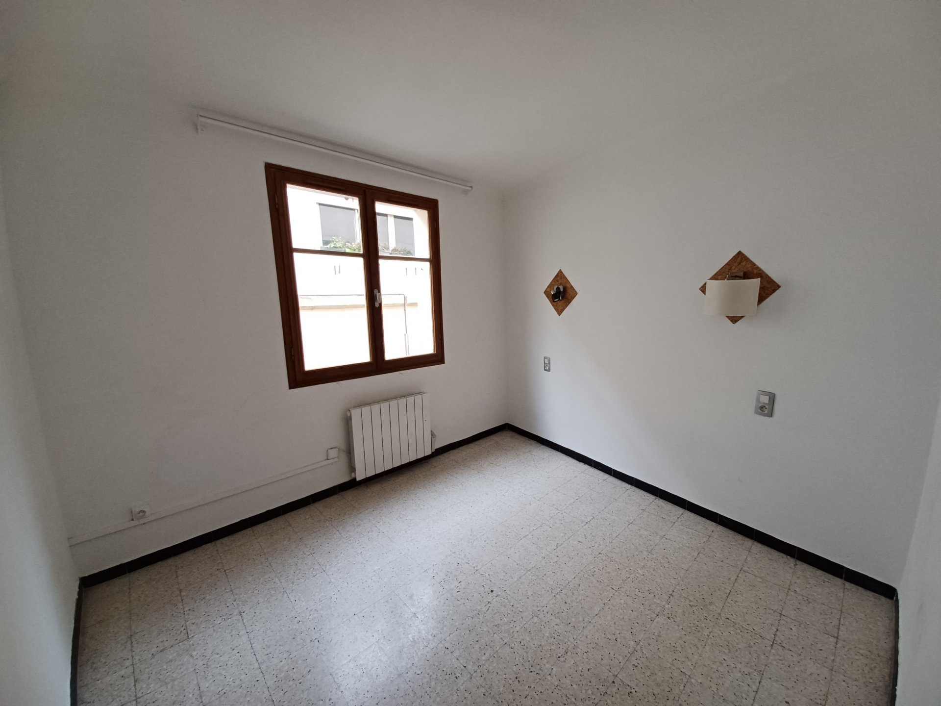 Location Appartement BEAUCAIRE 3 pièces