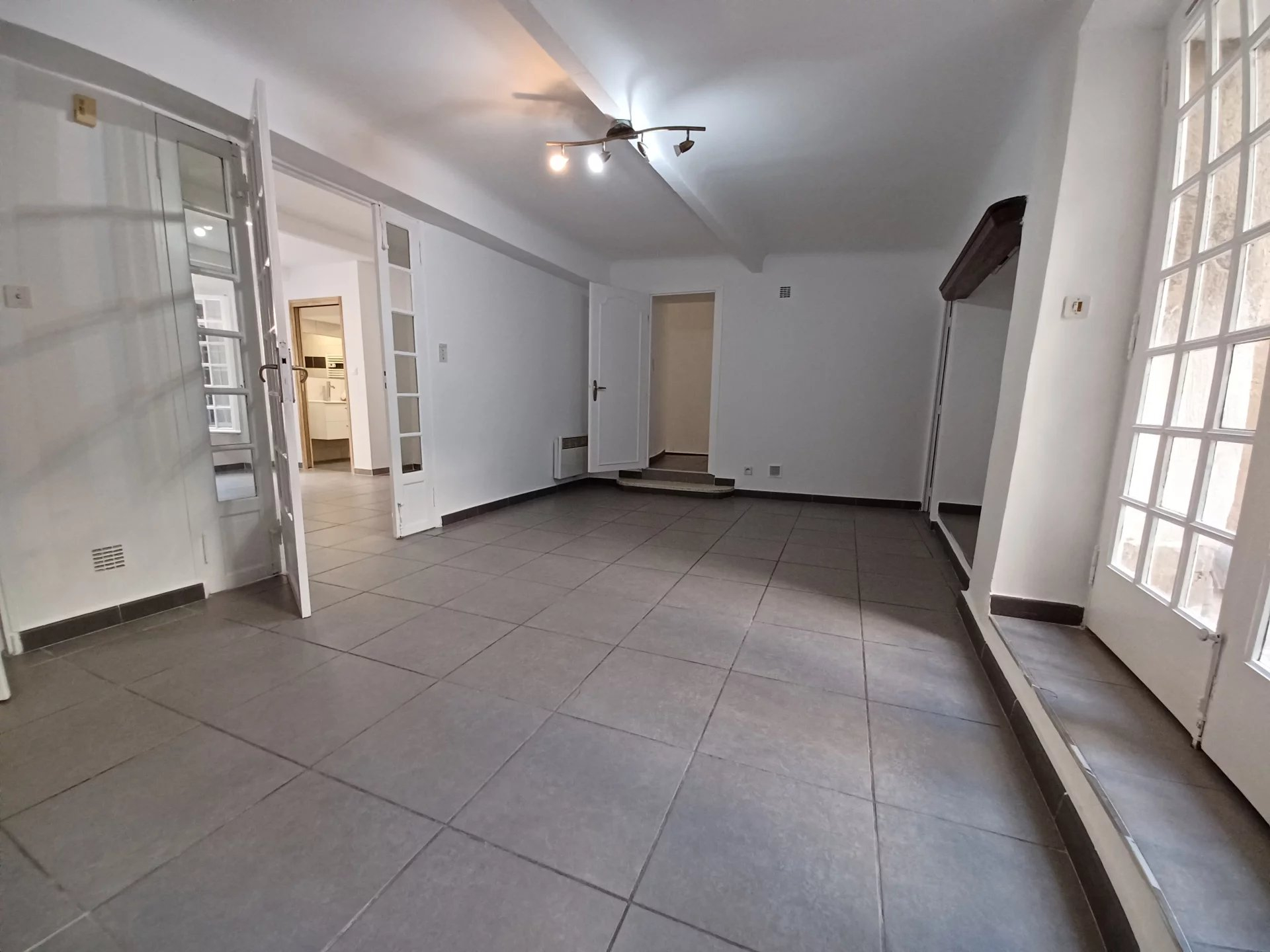 Location Appartement BEAUCAIRE Mandat : 0751